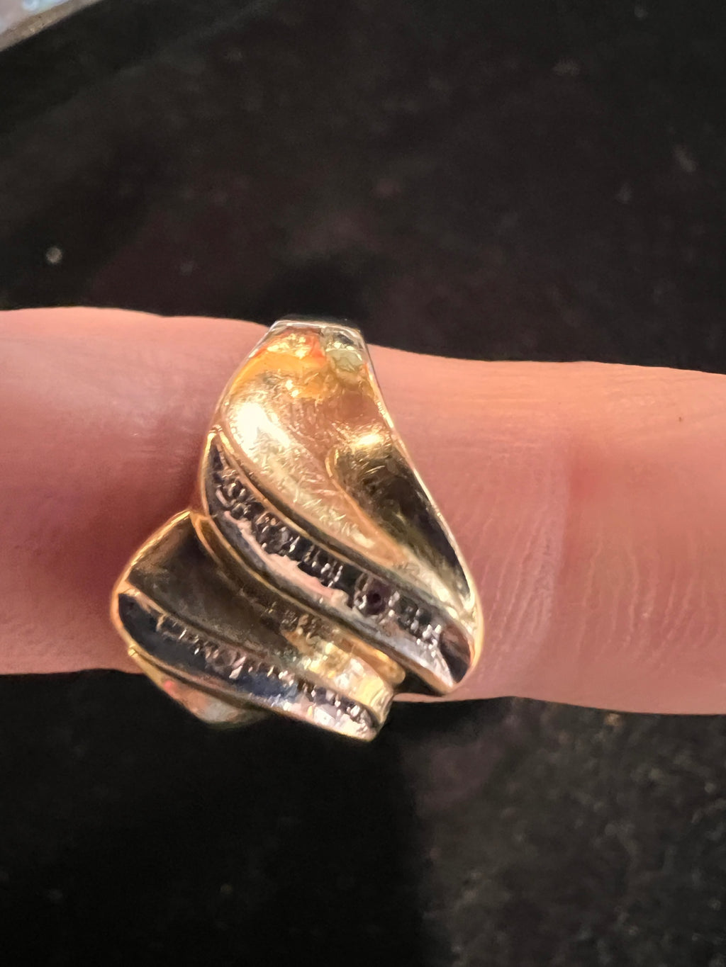 Size 7.5 10 karat gold and diamond ring