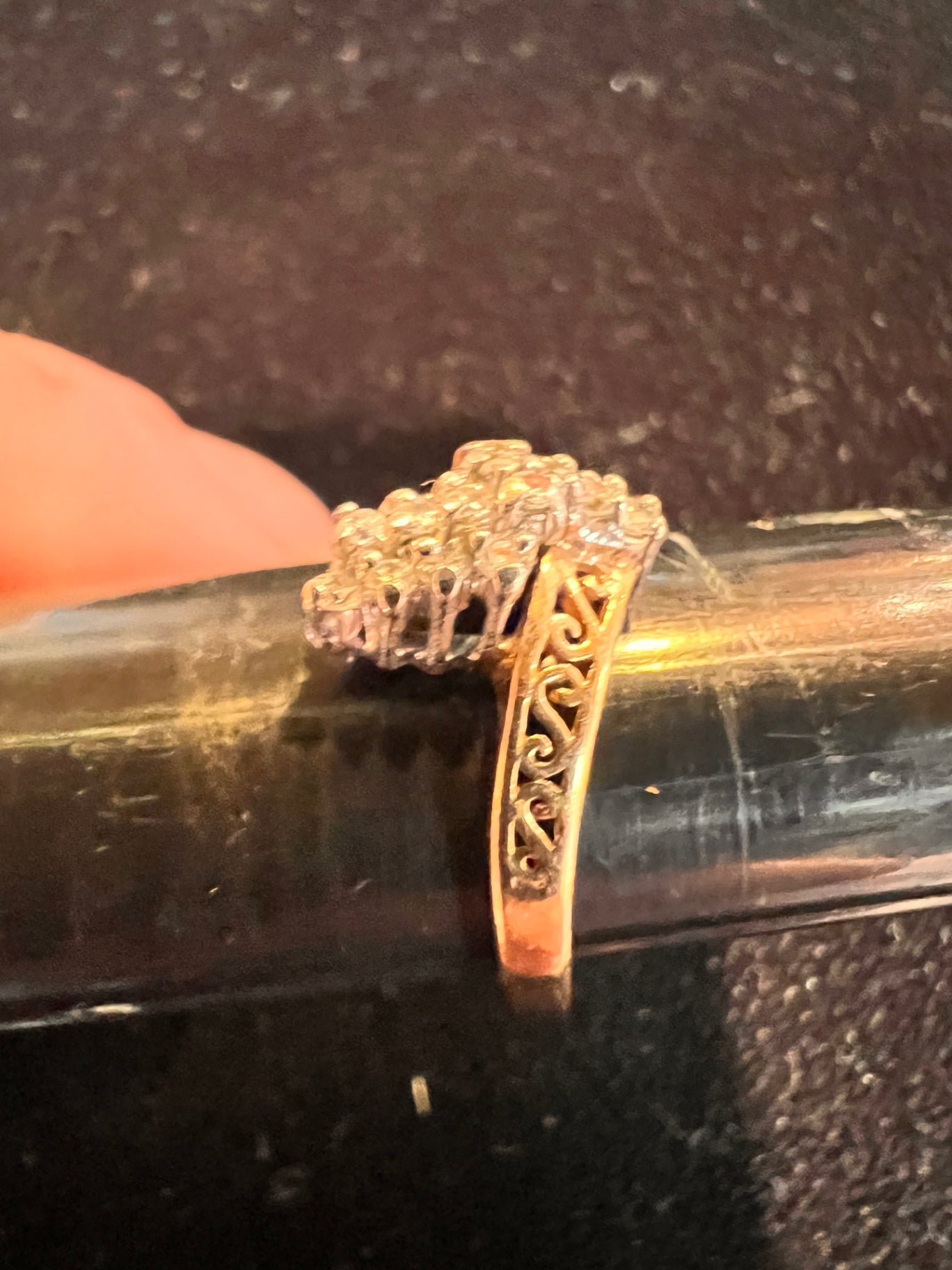 Size 7 10 carat gold and diamond ring