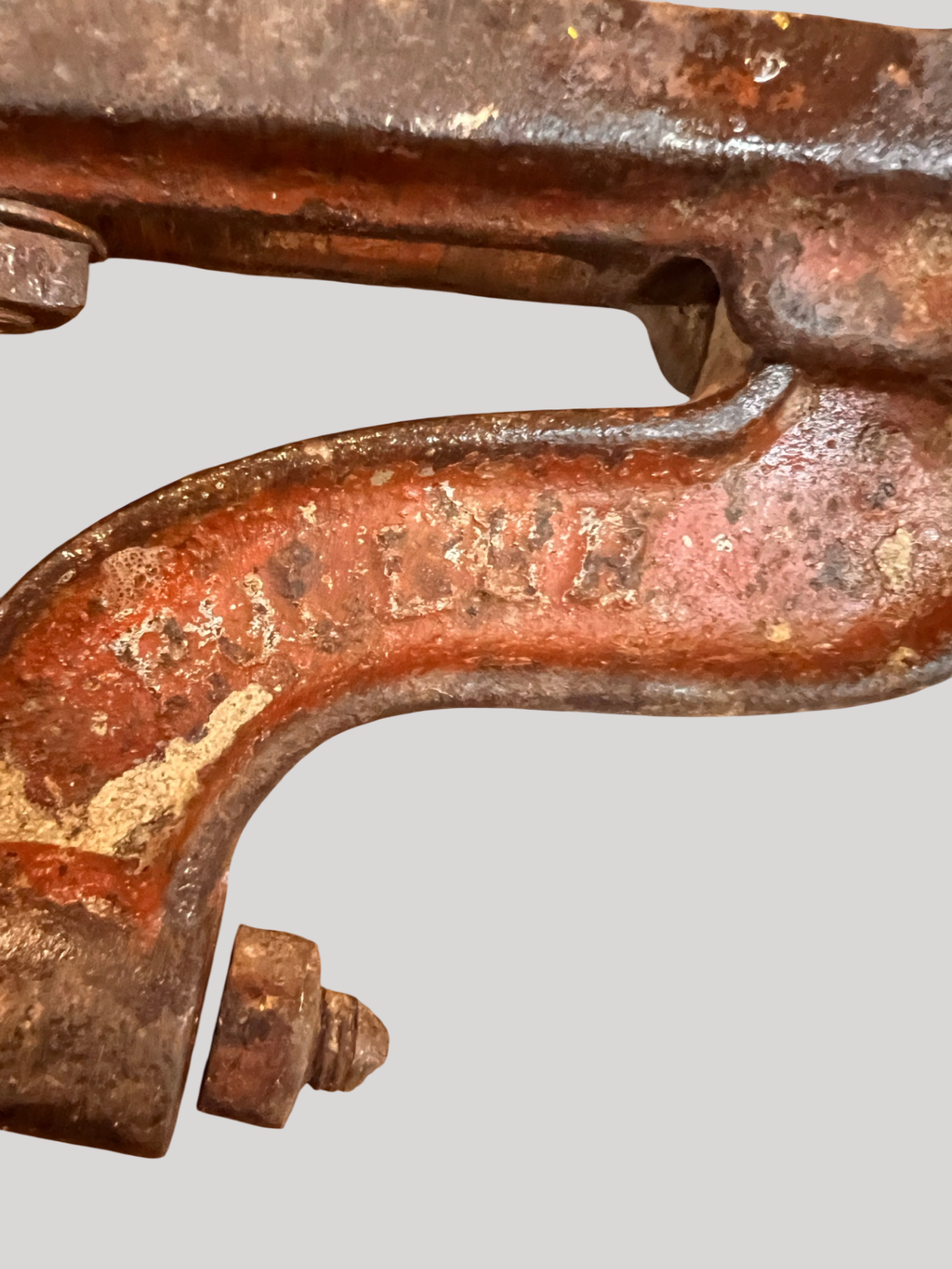 Antique Cast Iron Brick Carrier Tongs – Early 20th Century Mason’s Tool