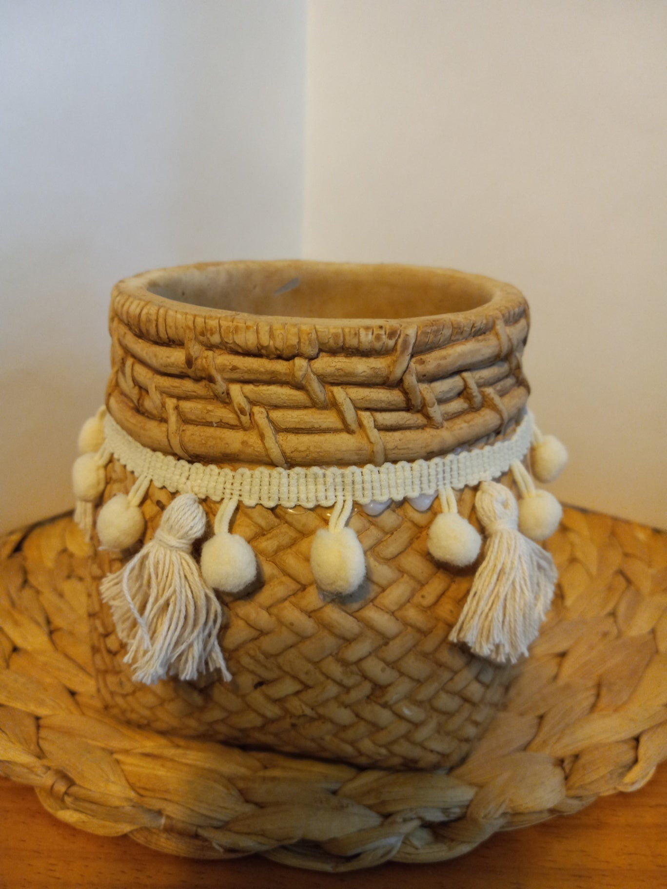 Brown Clay basket dsc