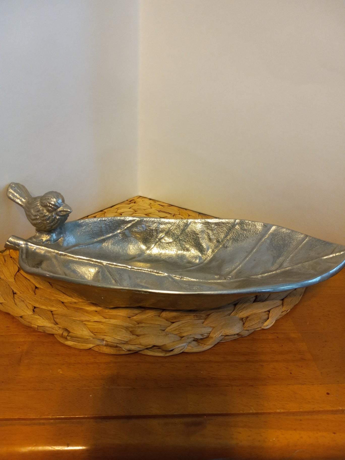 Bird bath metal Dish dsc