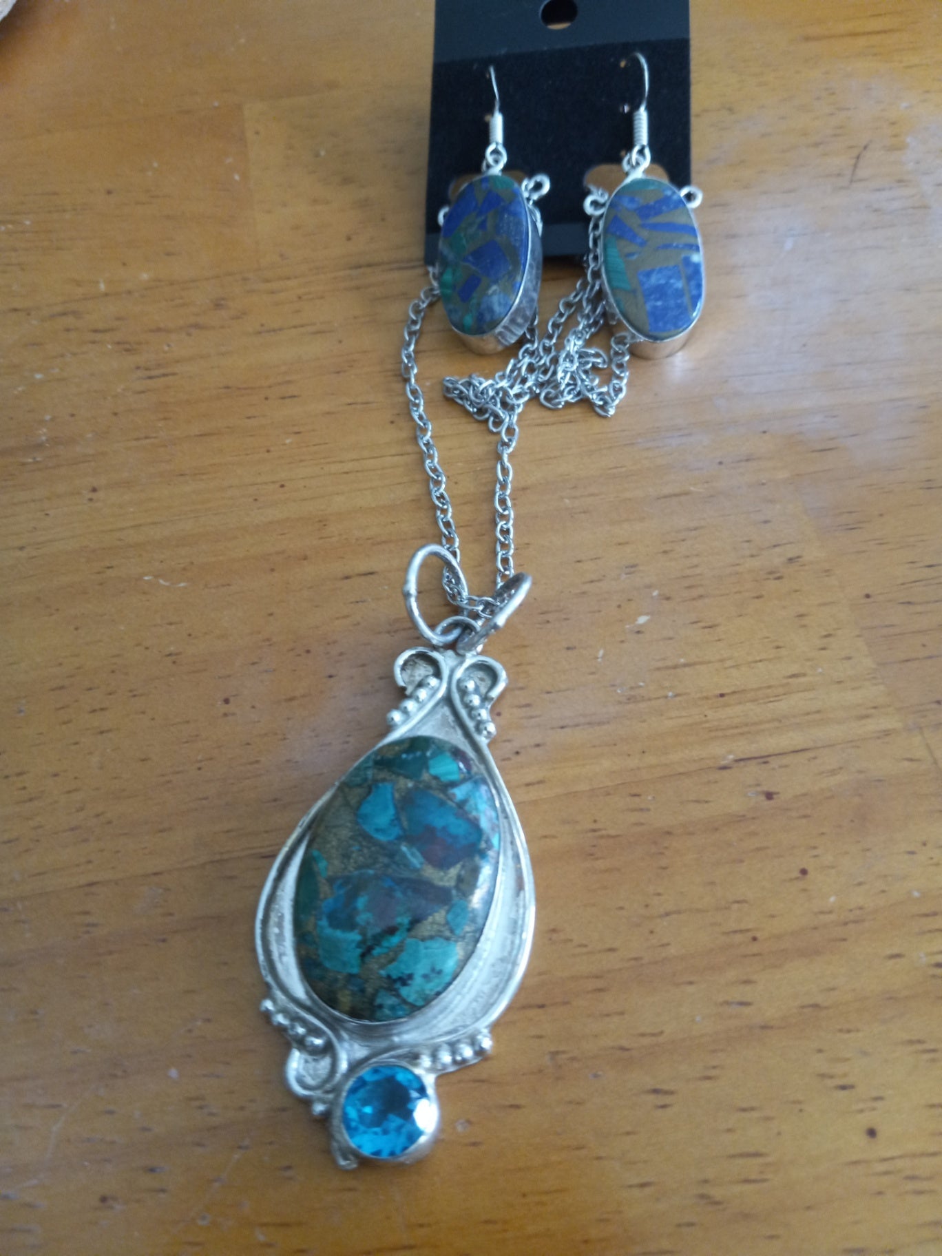 Necklace n earrings dsc