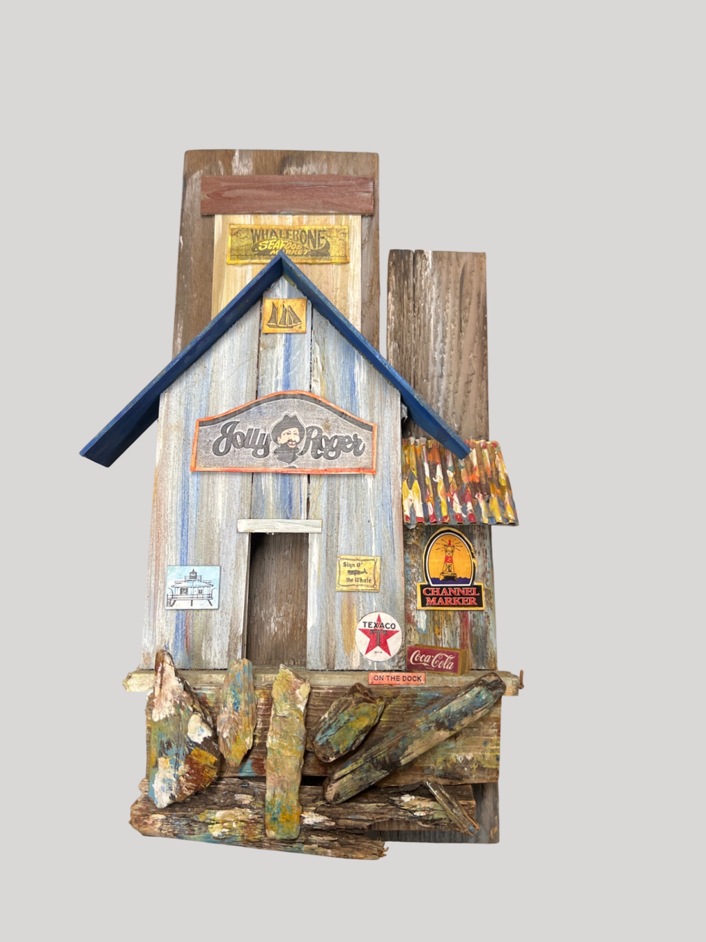 Jolly Roger hanging wall decor