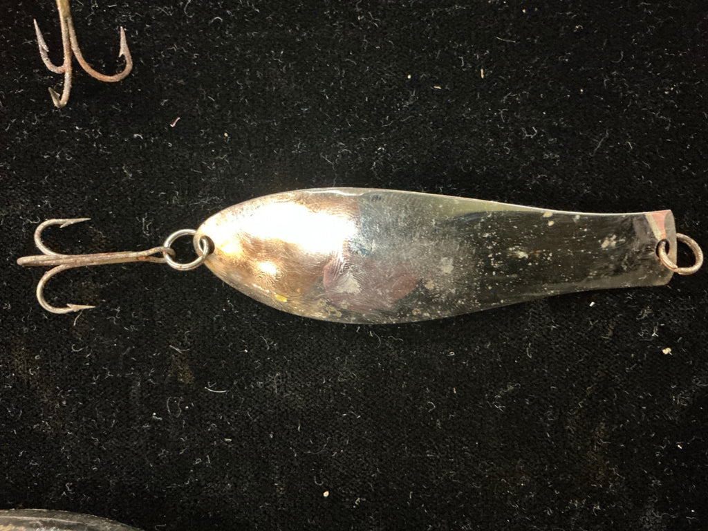 Vintage Pflueger Mustang Spoon – Chrome Finish – Early 1970s