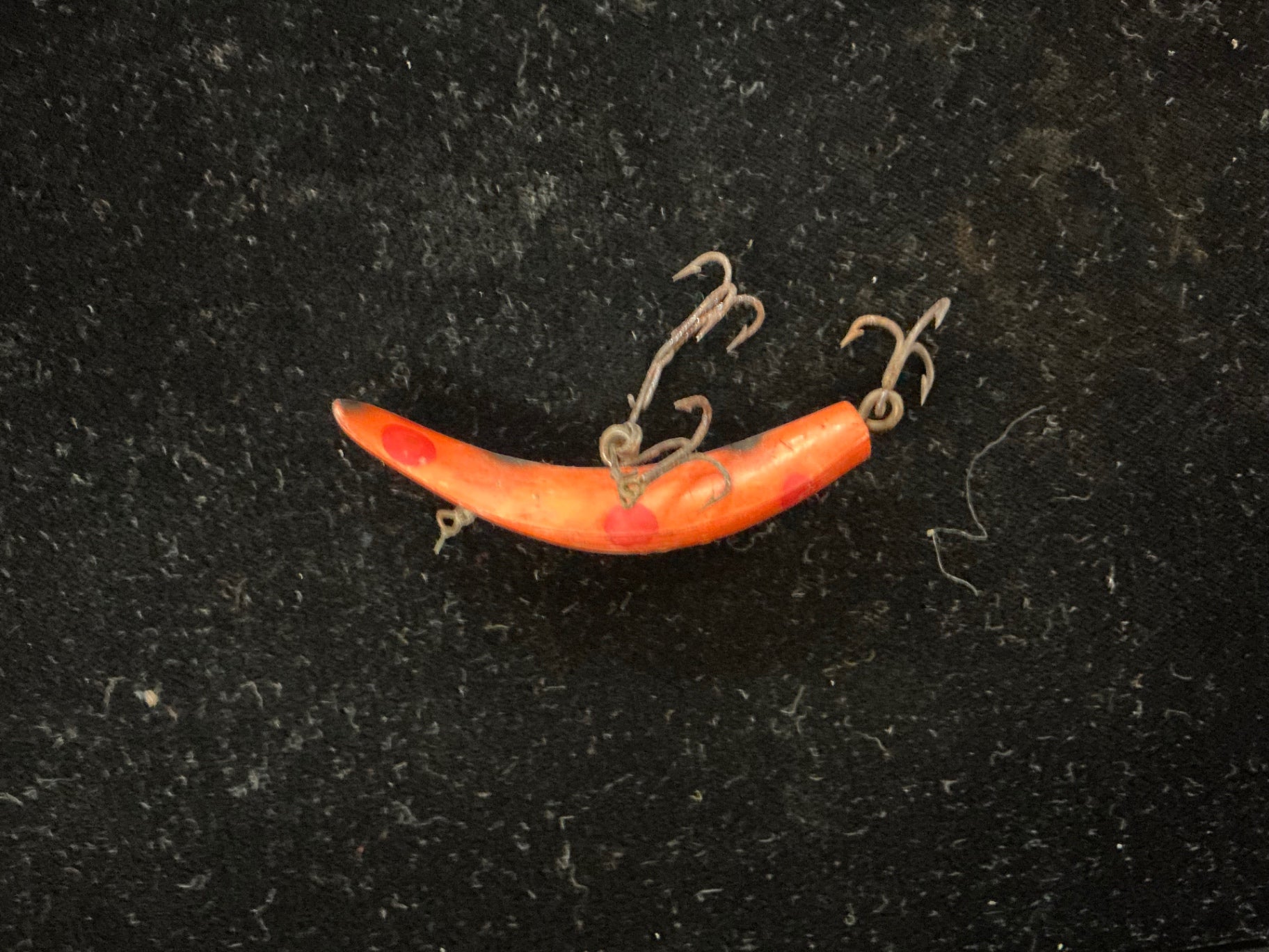 Vintage Lazy Ike #3 Wood Fishing Lure – Orange/Red Spot – 1950s–60s – Classic Walleye/Bass Crankbait