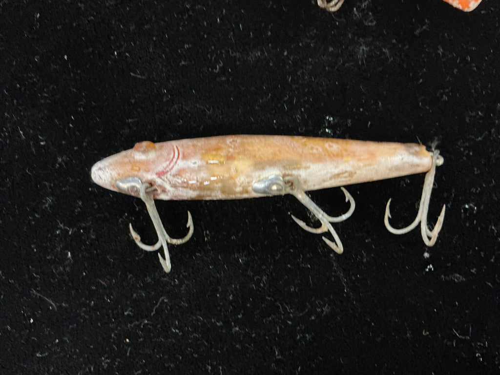Vintage Wooden Minnow Fishing Lure – Natural Scale Pattern with Red Gill Markings