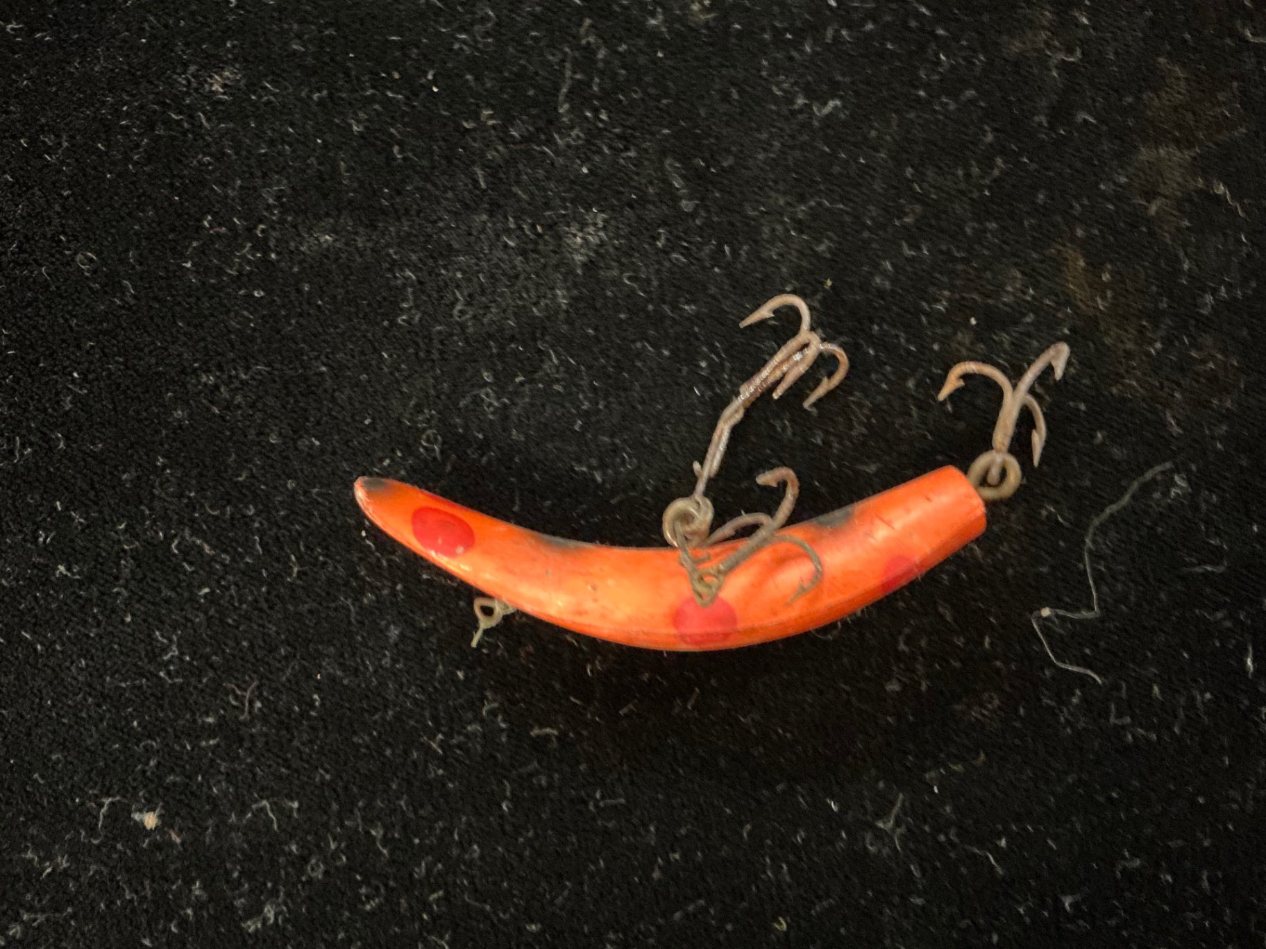 Vintage Lazy Ike #3 Wood Fishing Lure – Orange/Red Spot – 1950s–60s – Classic Walleye/Bass Crankbait