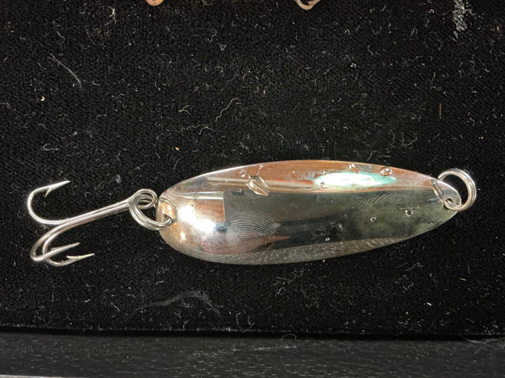 Vintage Chrome Fishing Spoon Lure – Oval Design with Treble Hook