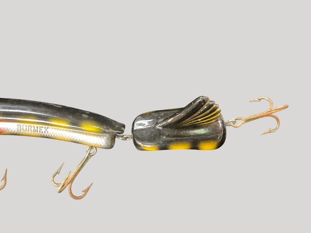 Burmek B-1 Musky Lure – Black, Yellow & Red Pattern (Jointed)