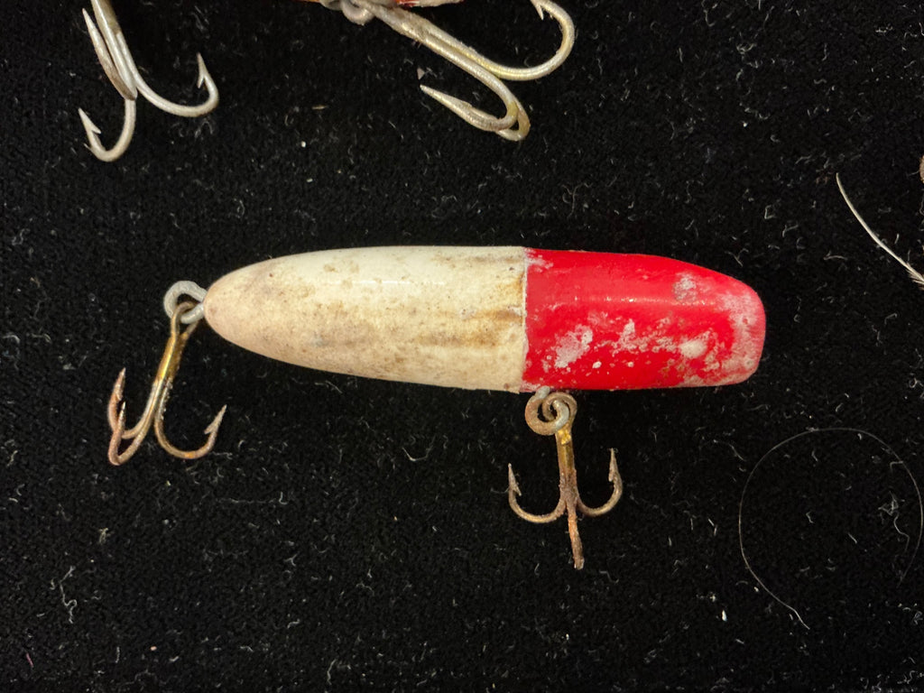 Vintage Red Head/White Wooden Fishing Lure – Unmarked – Circa 1940s–50s