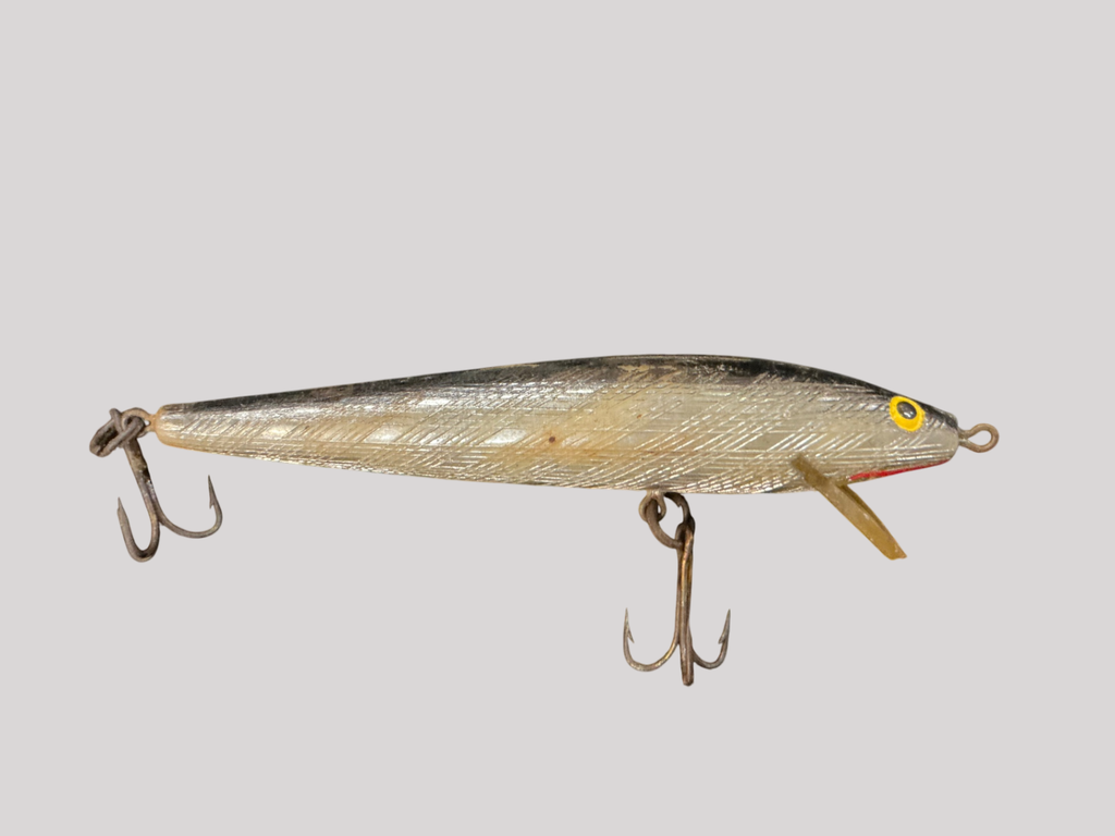 Vintage Silver Scale Plastic Minnow Fishing Lure – Possibly Bomber Model A or Similar – 1960s–70s