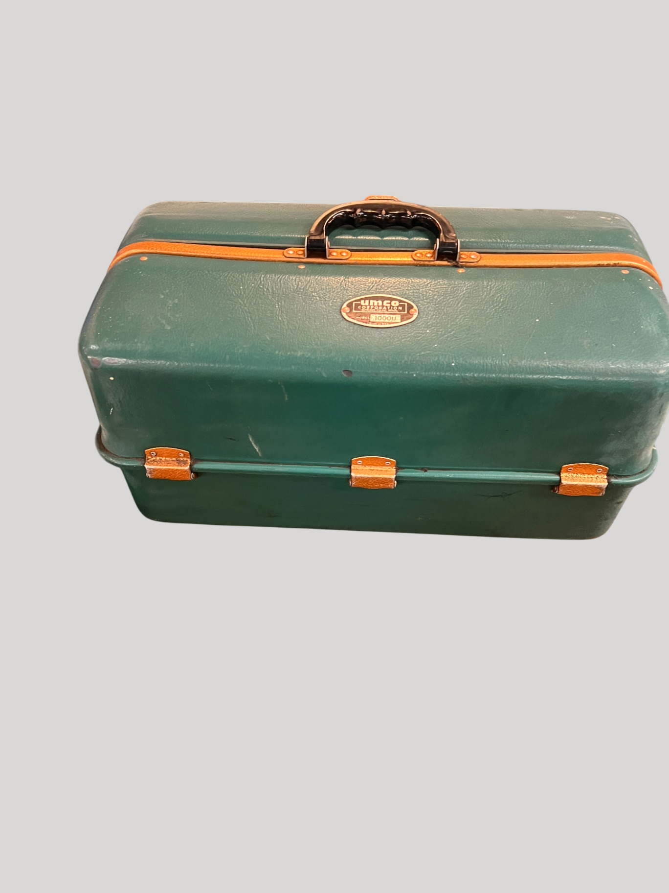 Umco Model 1000U tackle box