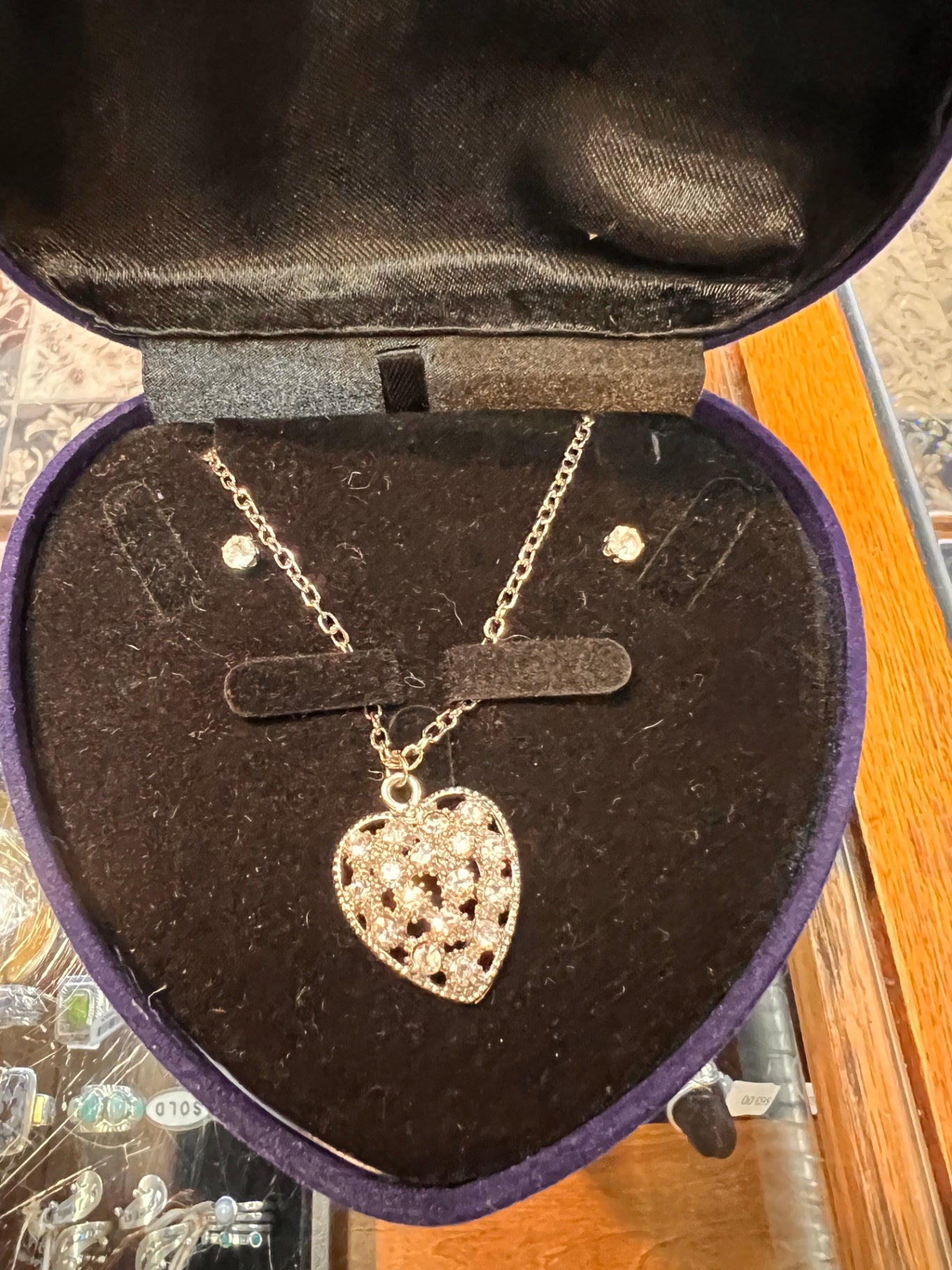 Necklace and Earring Set