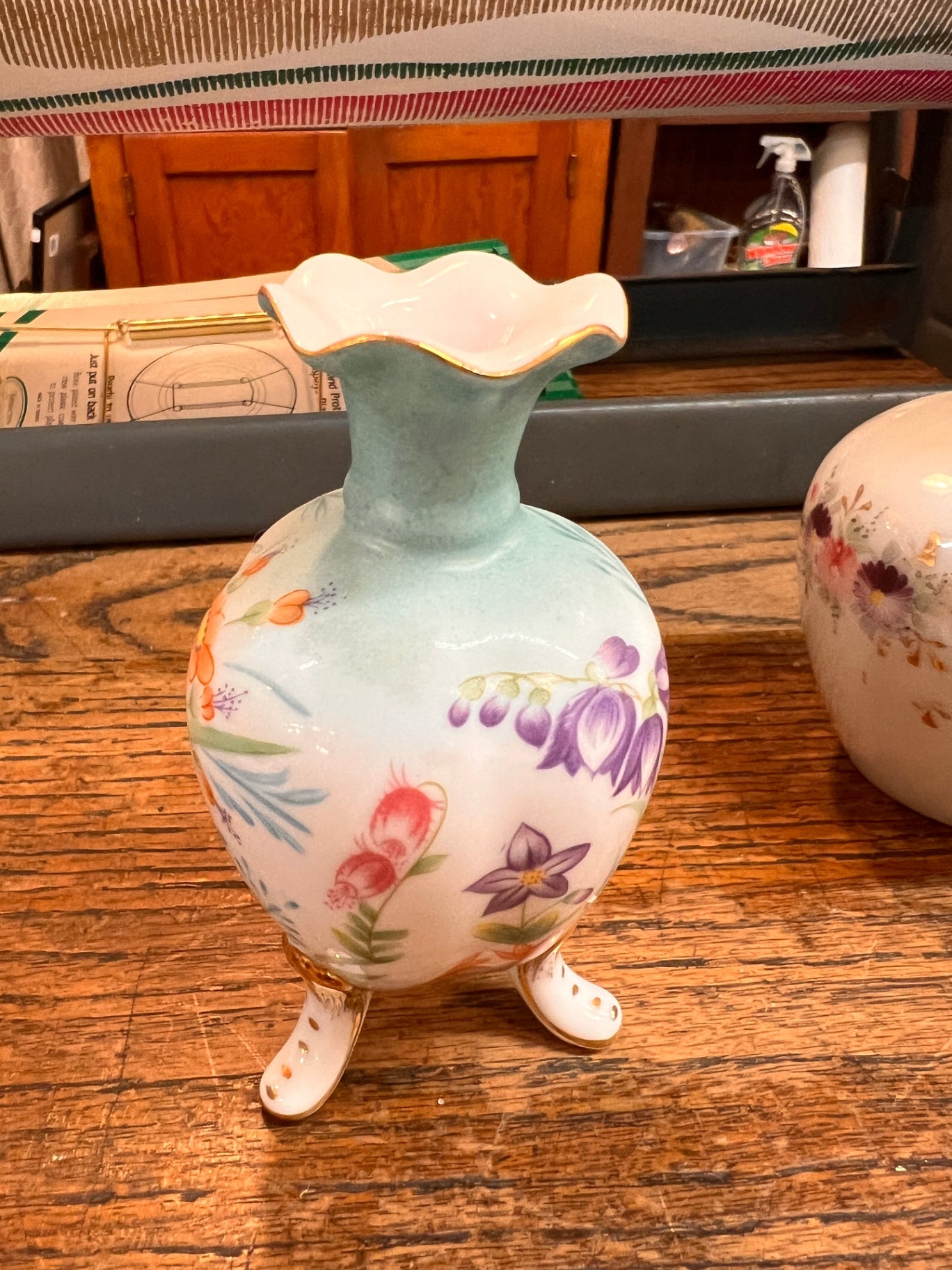 Pastel shades with floral pattern Porcelain Decorative Vase