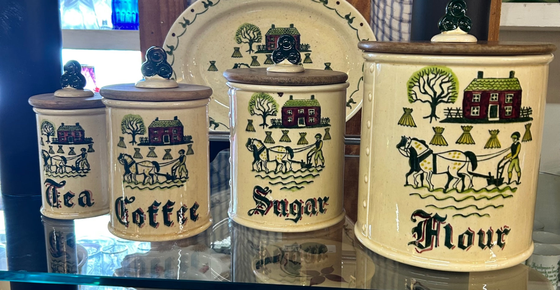 Metlox 8 pc Cannister