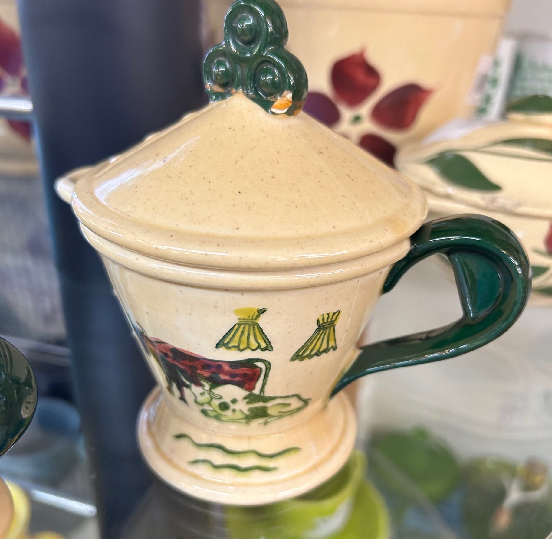 Metlox Creamer w lid JH1