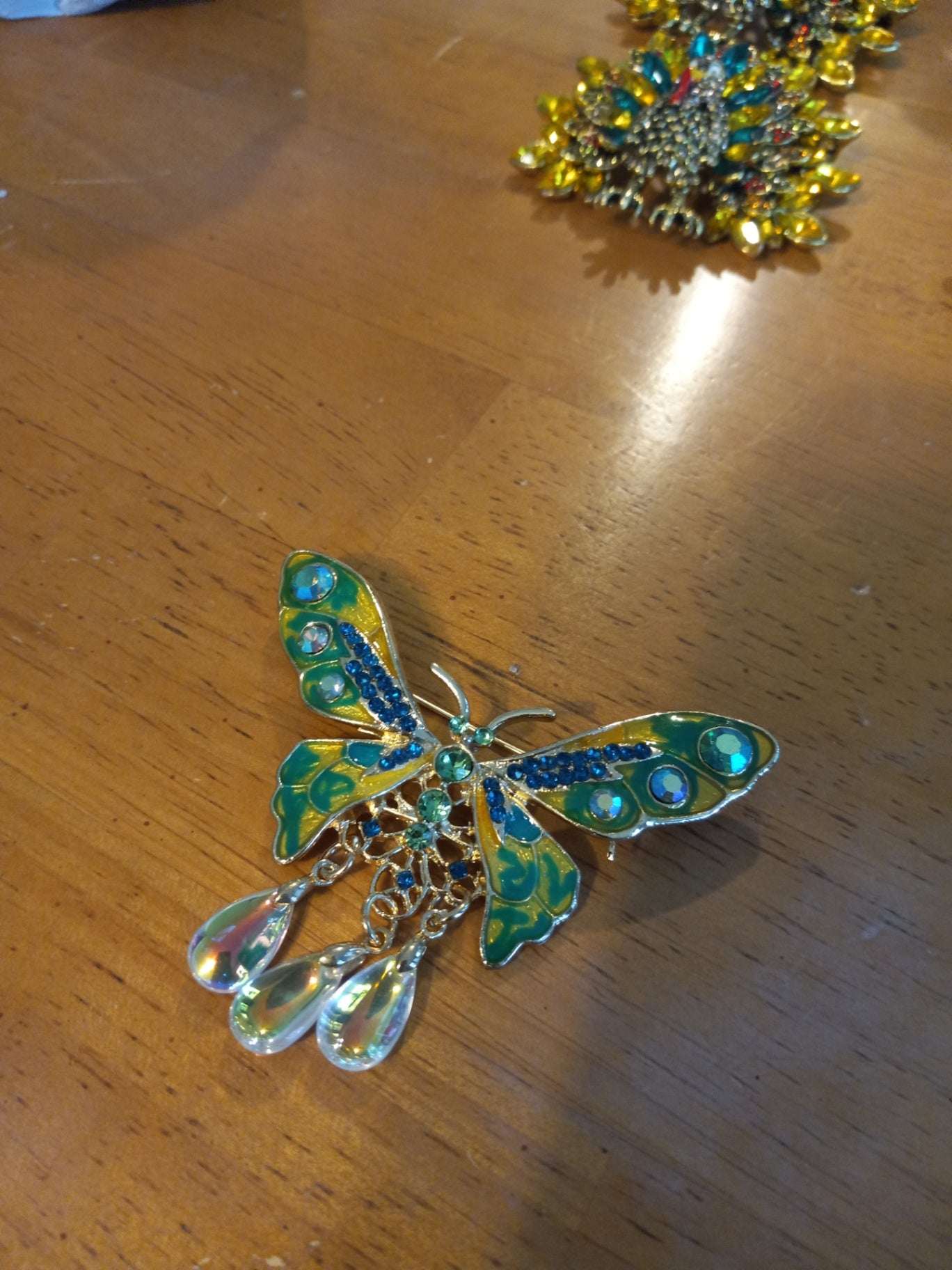 Green Broach Pin butterfly dsc