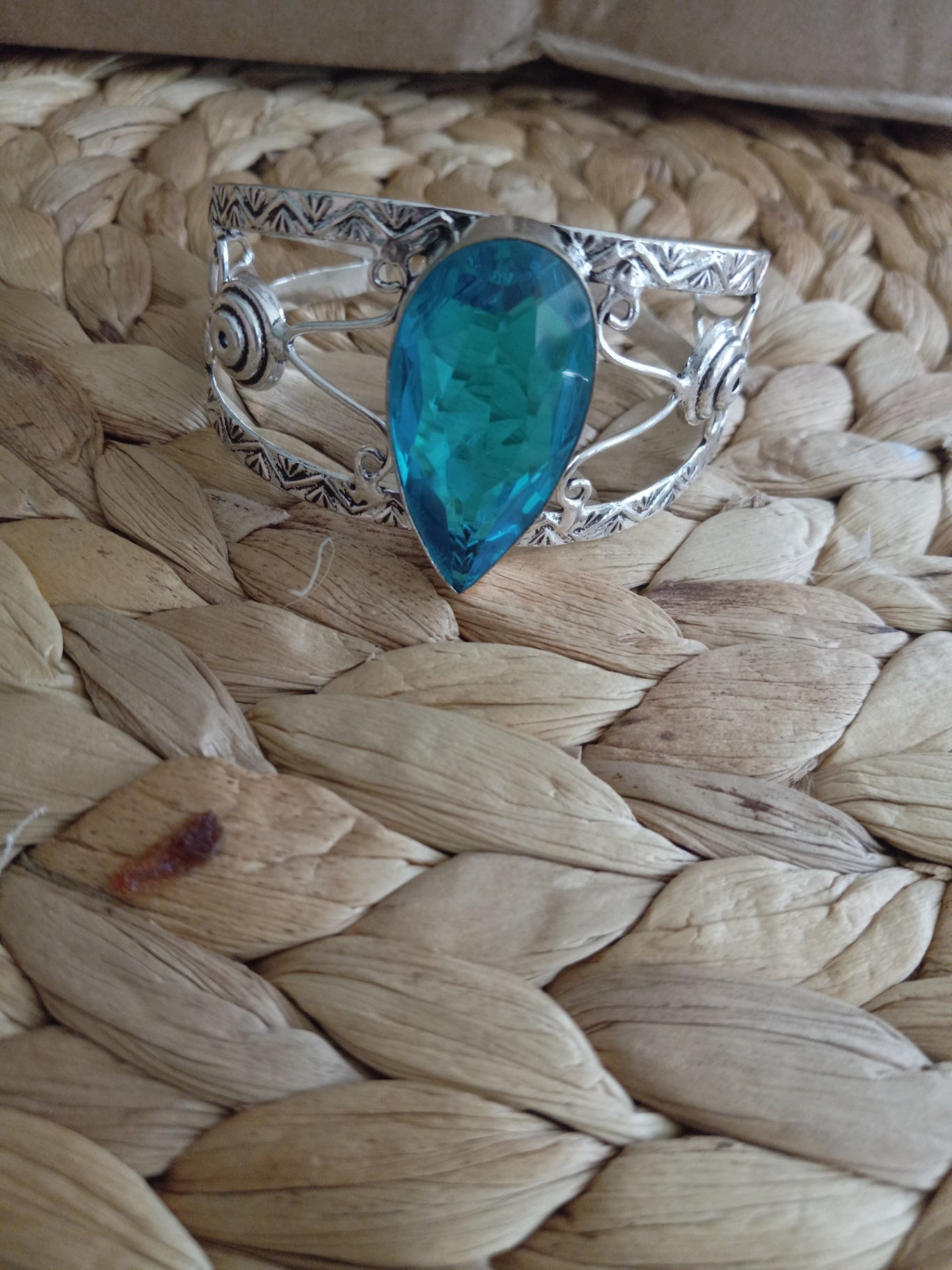 Bracelet cuff blue dsc