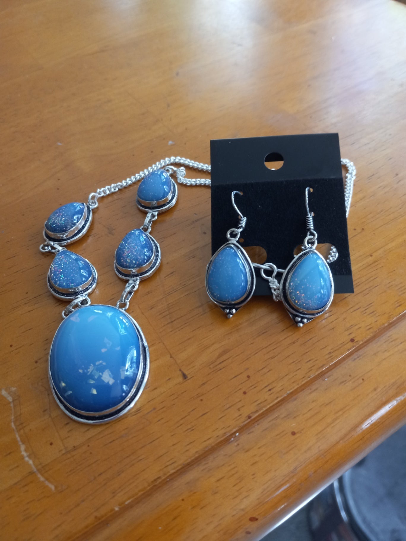 Blue opalet necklace n earrings dsc