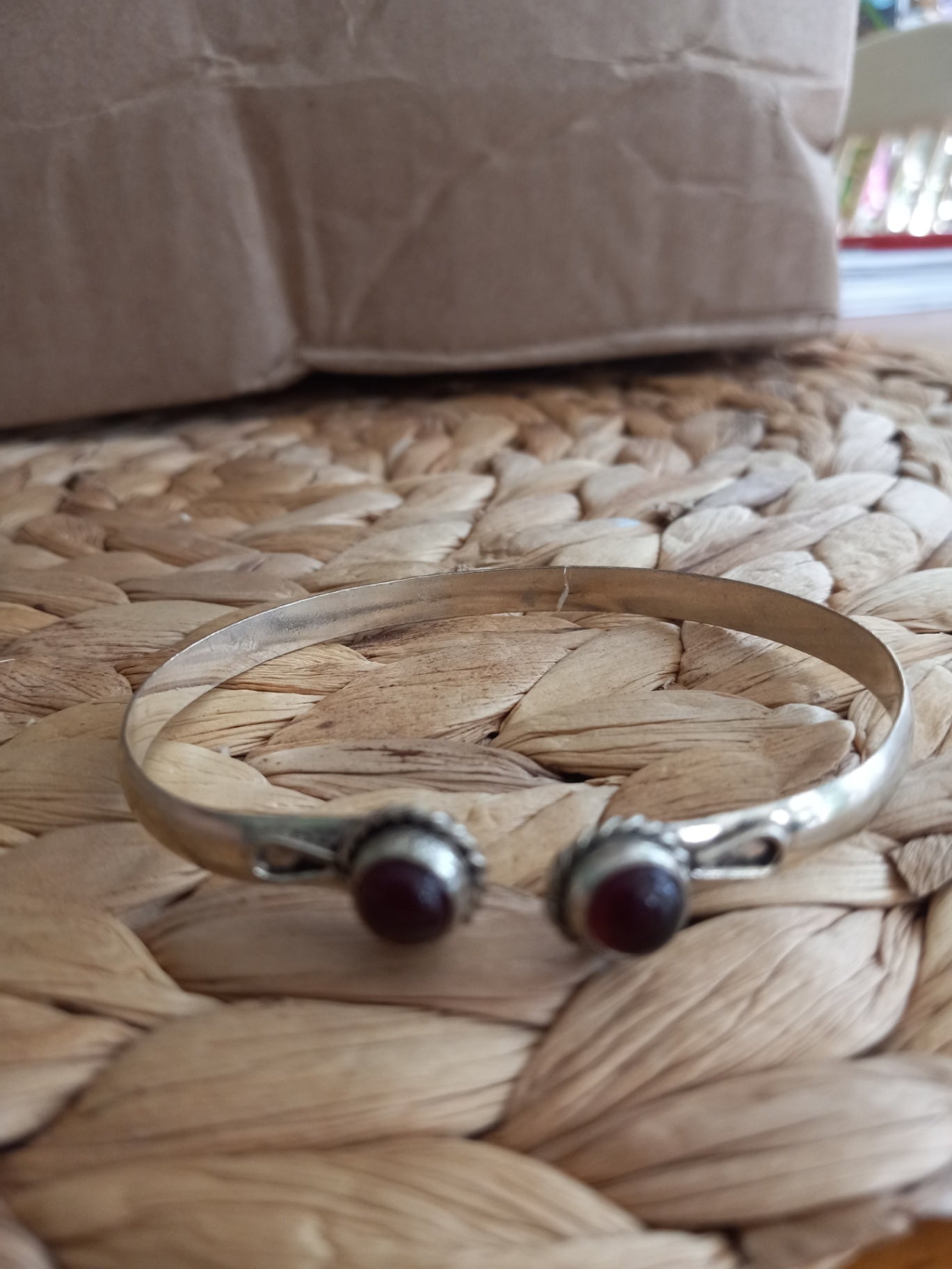 Bracelet cuff sm garnet dsc