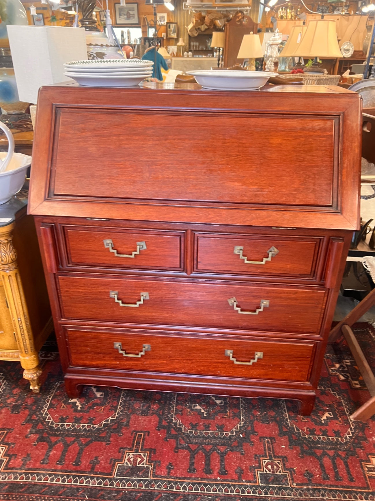 Secretaries Desk