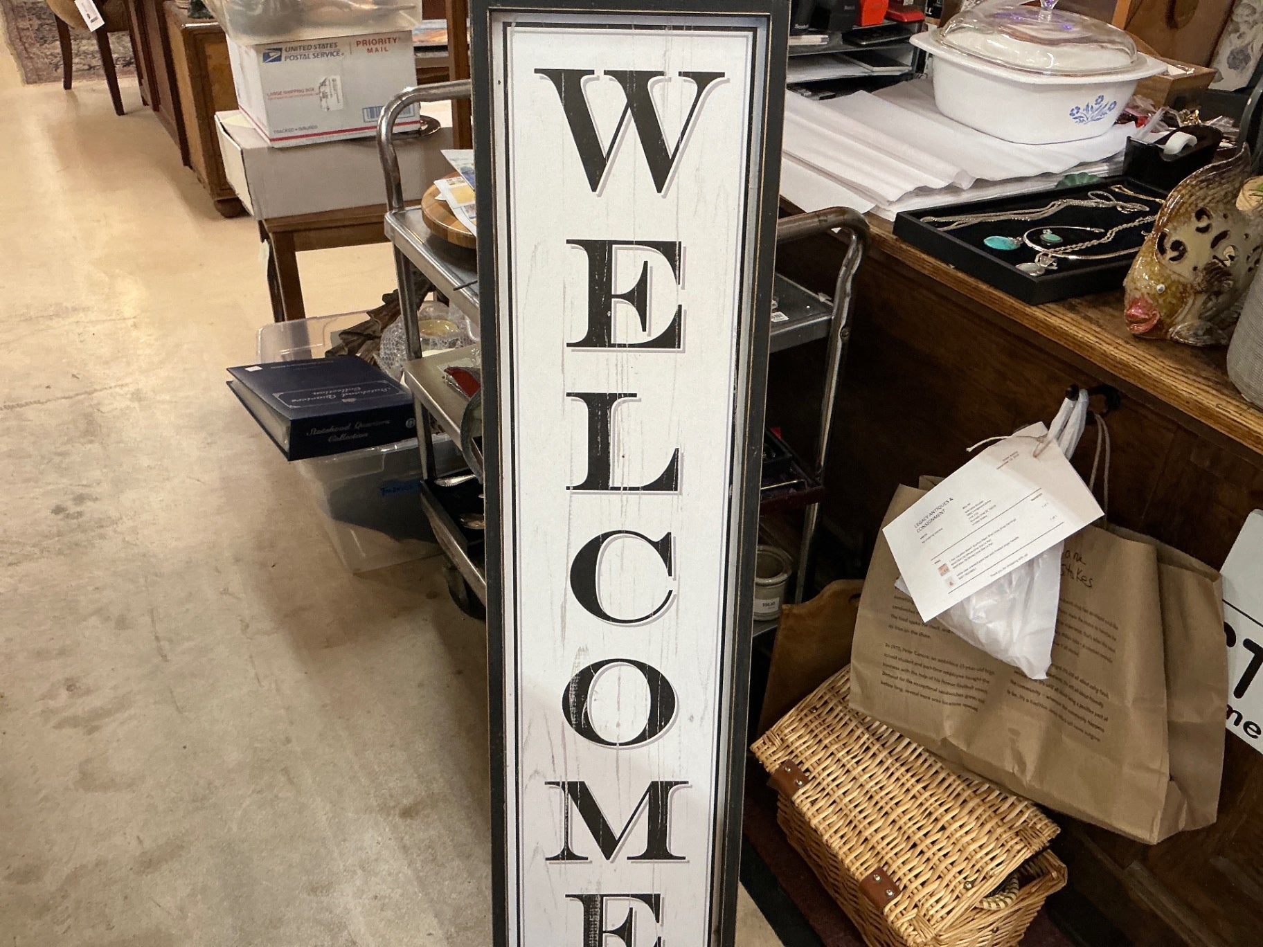 Welcome sign