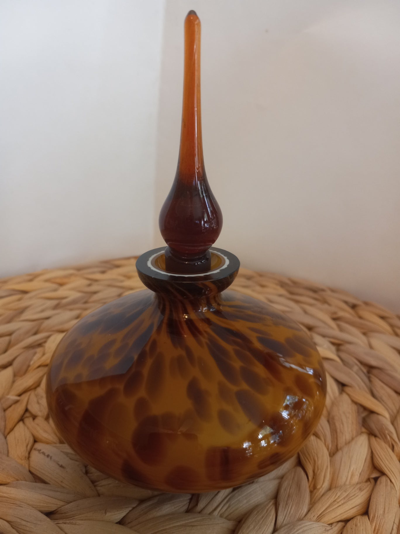 Tortoise shell per bottle dsc