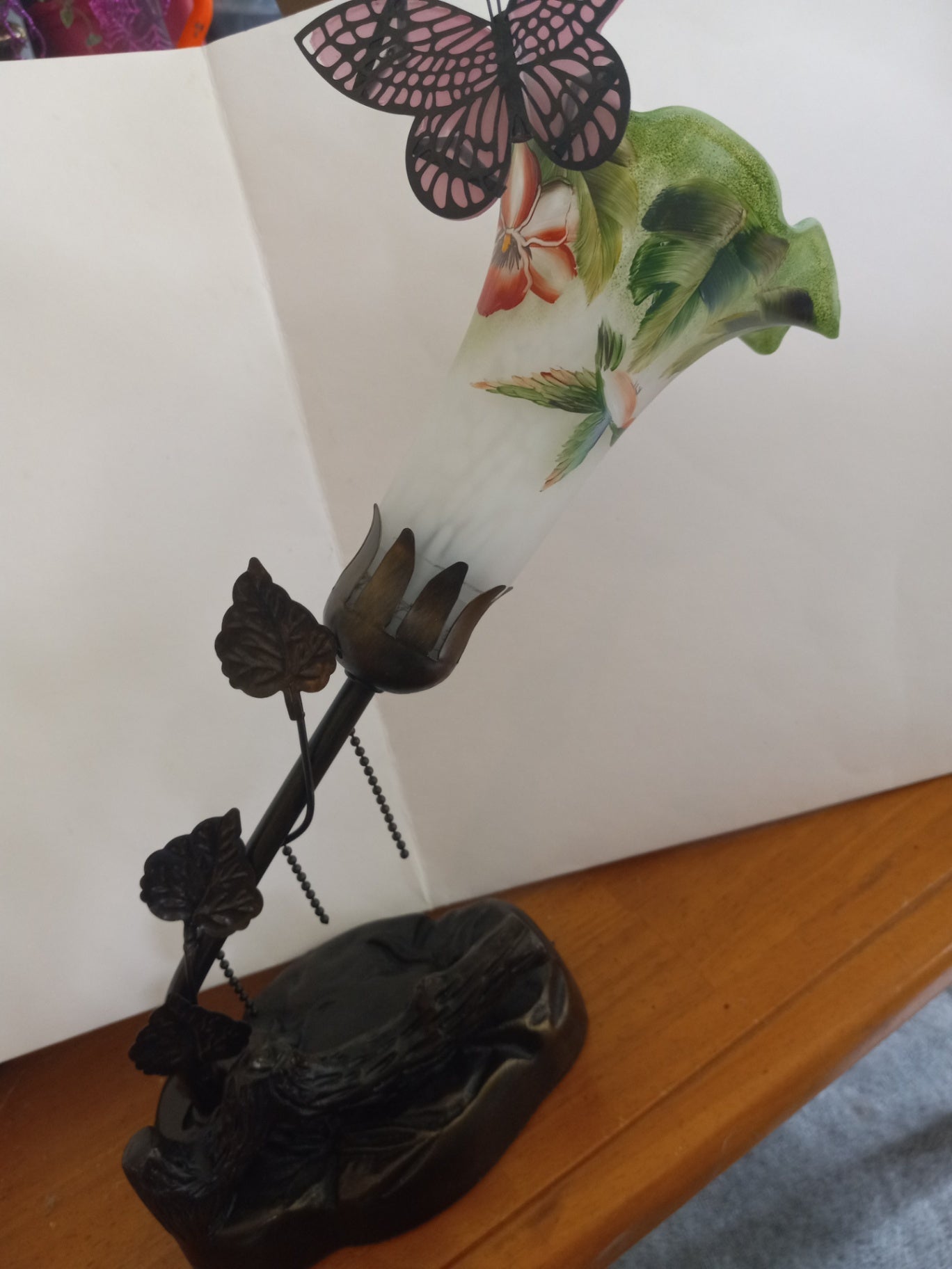 Tulip n butterfly lamp dsc