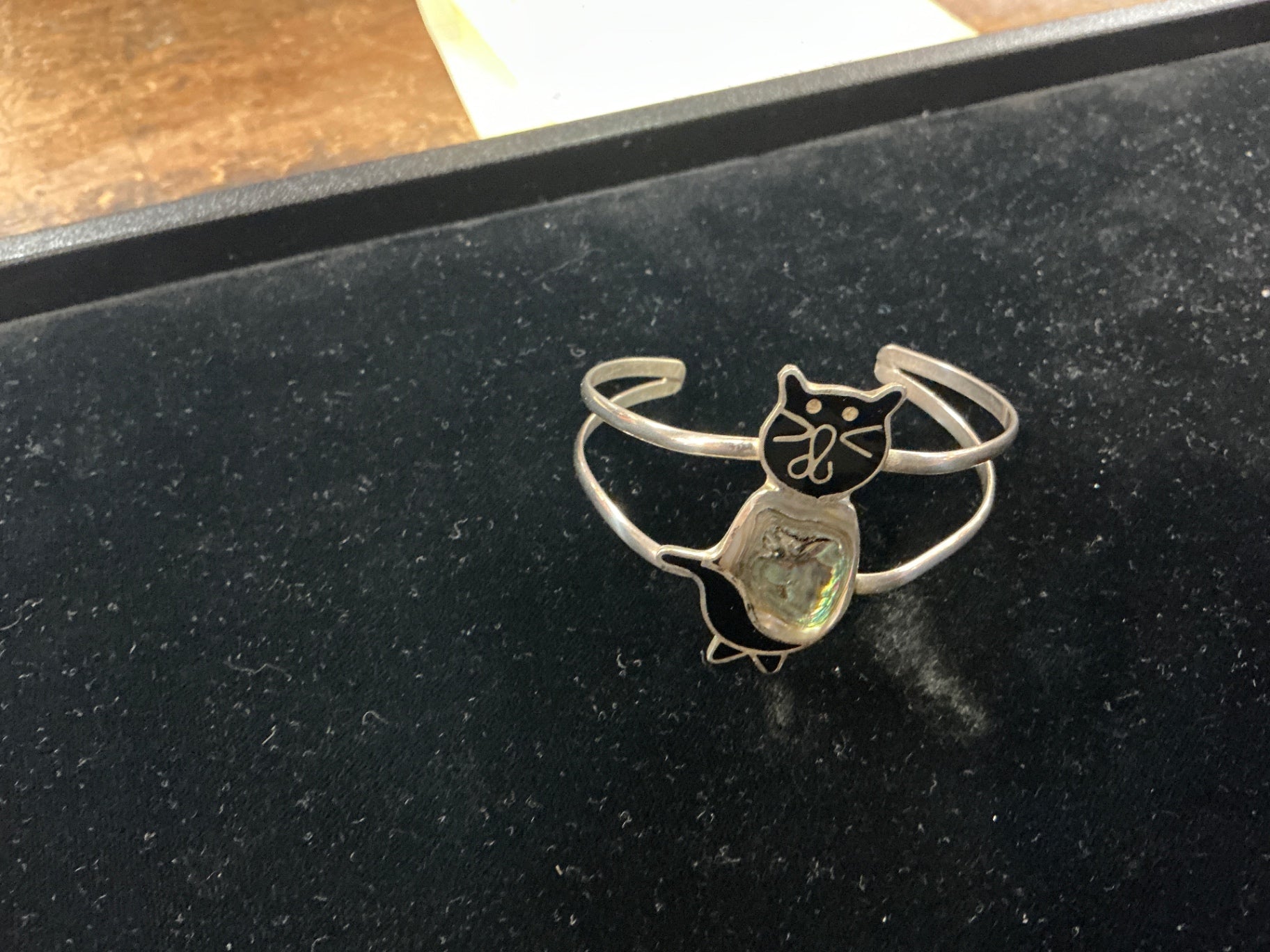 Mexican Sterling Silver Cat Cuff Bracelet with Abalone Shell Inlay