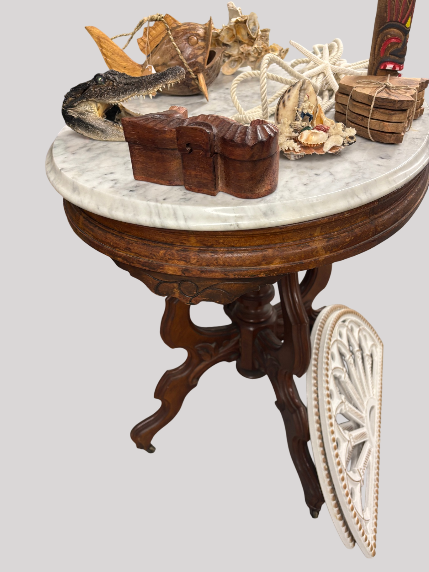 Marble Round table on wheels
