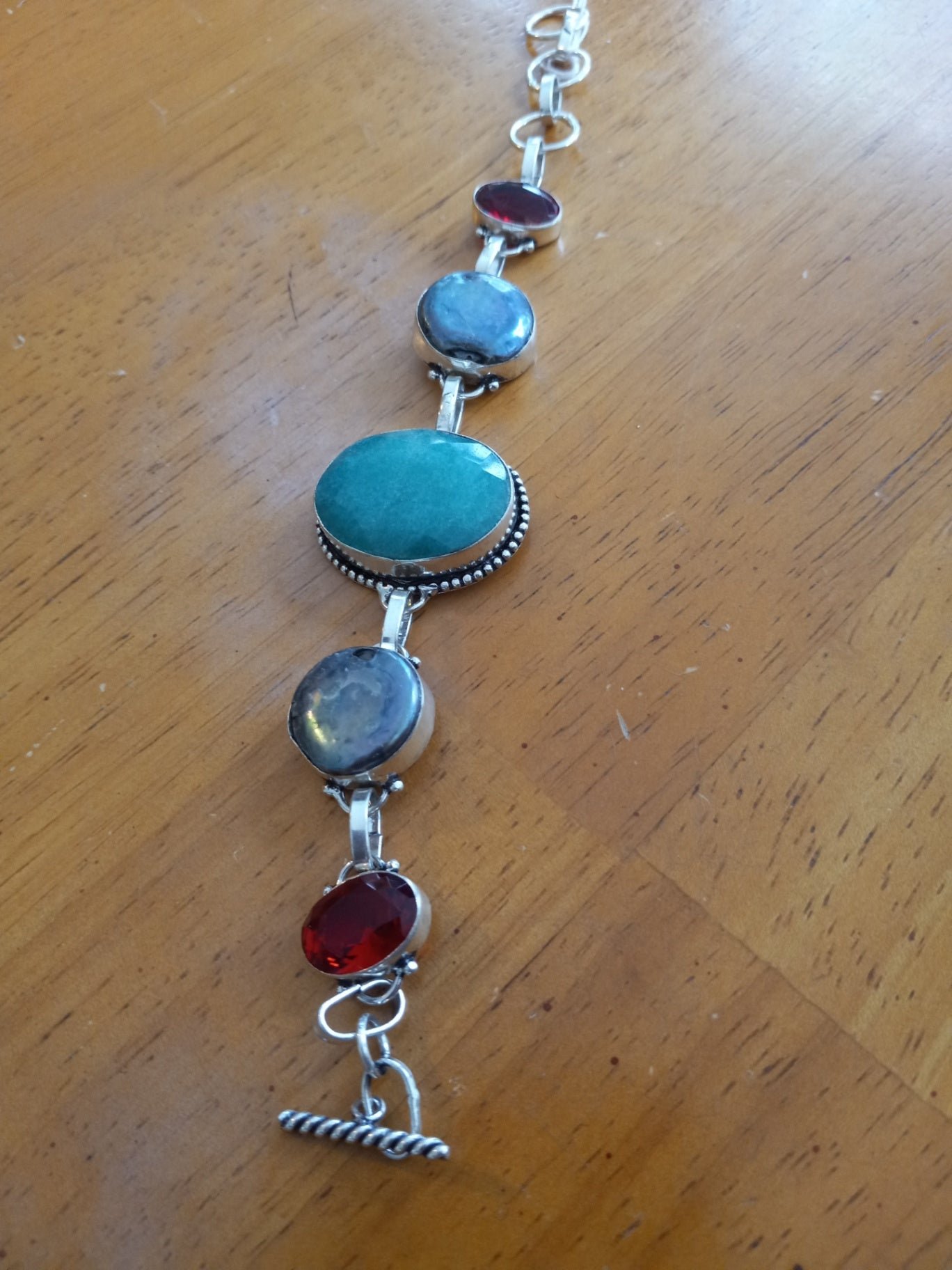 Green n red bracelet dsc 