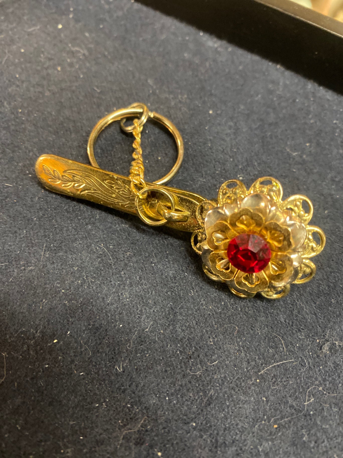 Vintage Clip Key Chain Floral Design