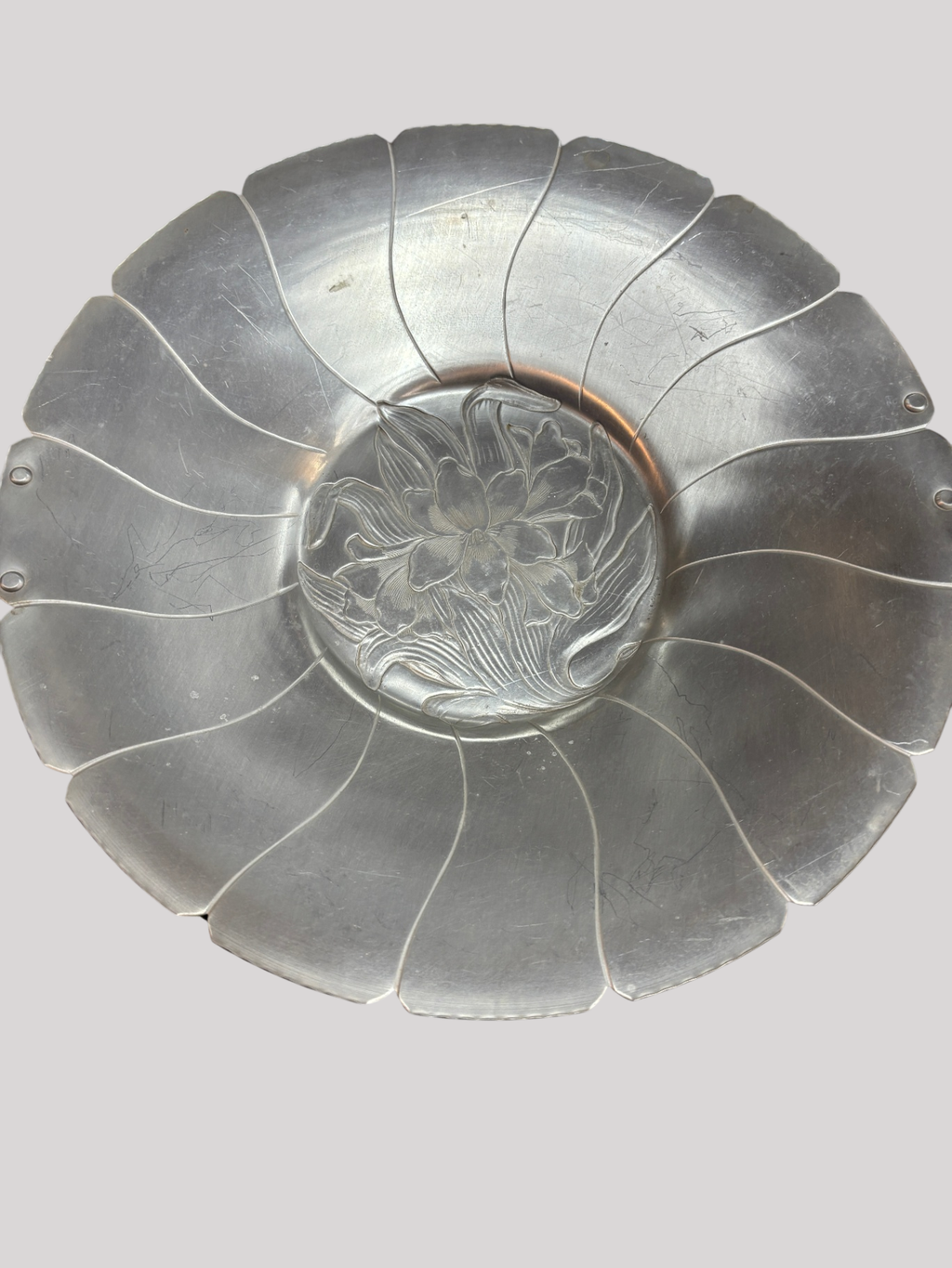 Early American Style Cast Aluminum Plate