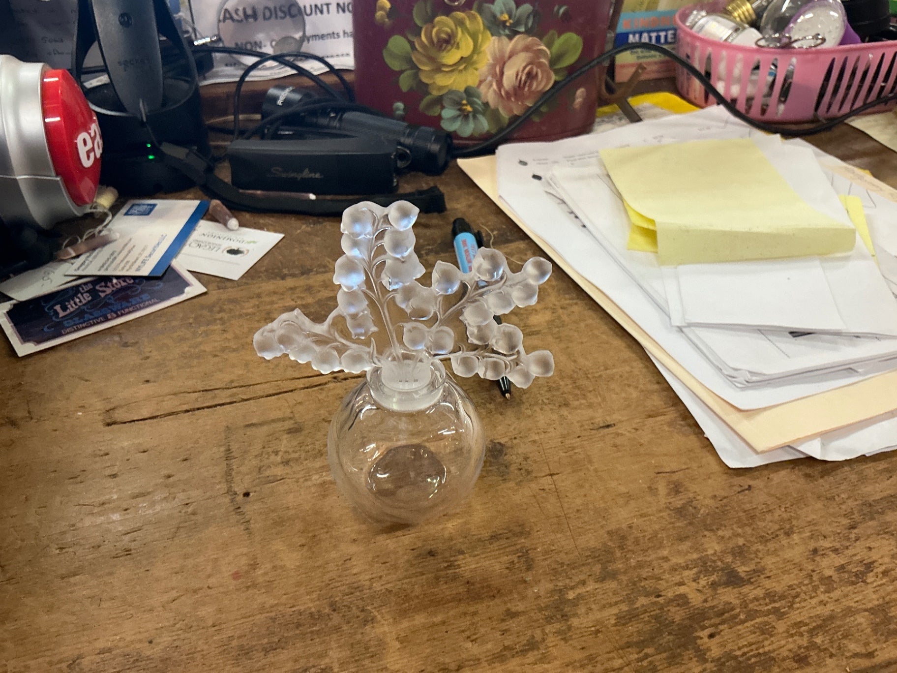 Perfume bottle