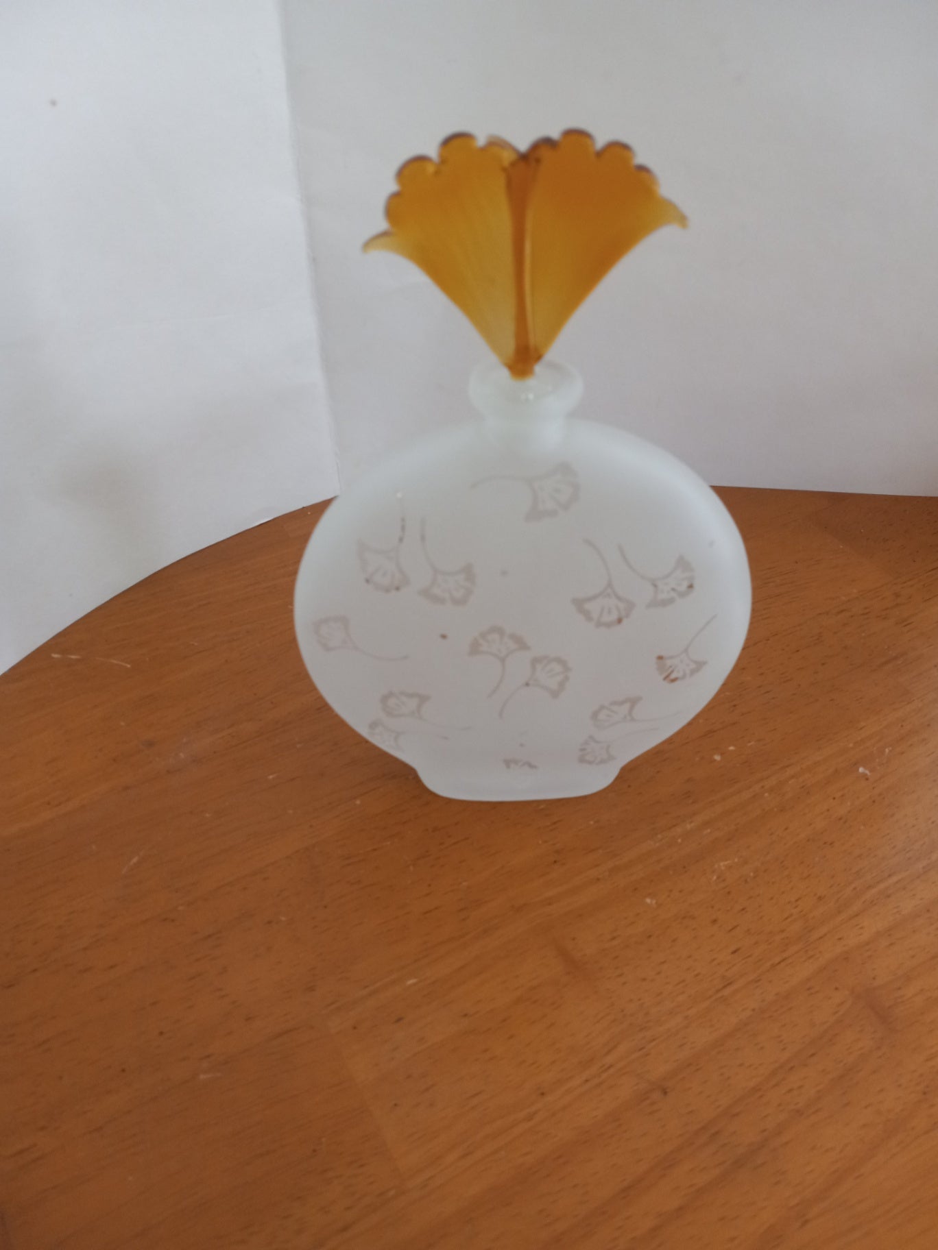 Perfume bottle ginko stopper dsc