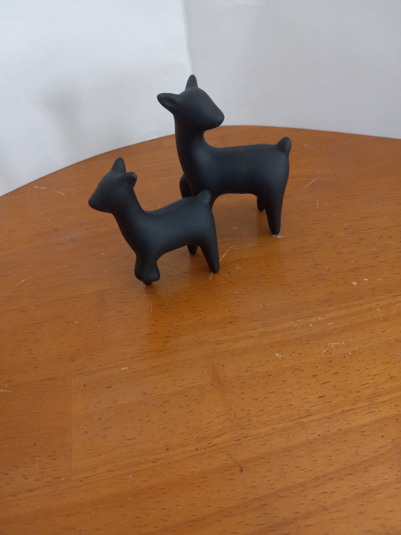 Deer blk set of 2 dsc 