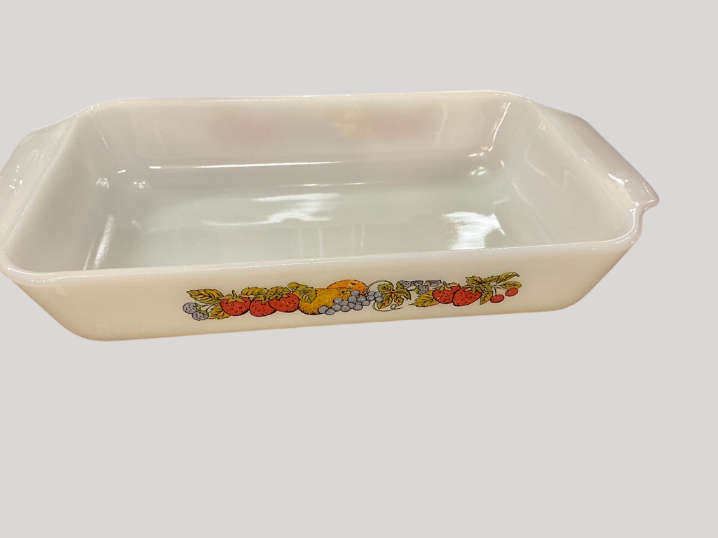 Fire-King “Fruit Garland” Rectangular Baking Dish (Anchor Hocking, USA)