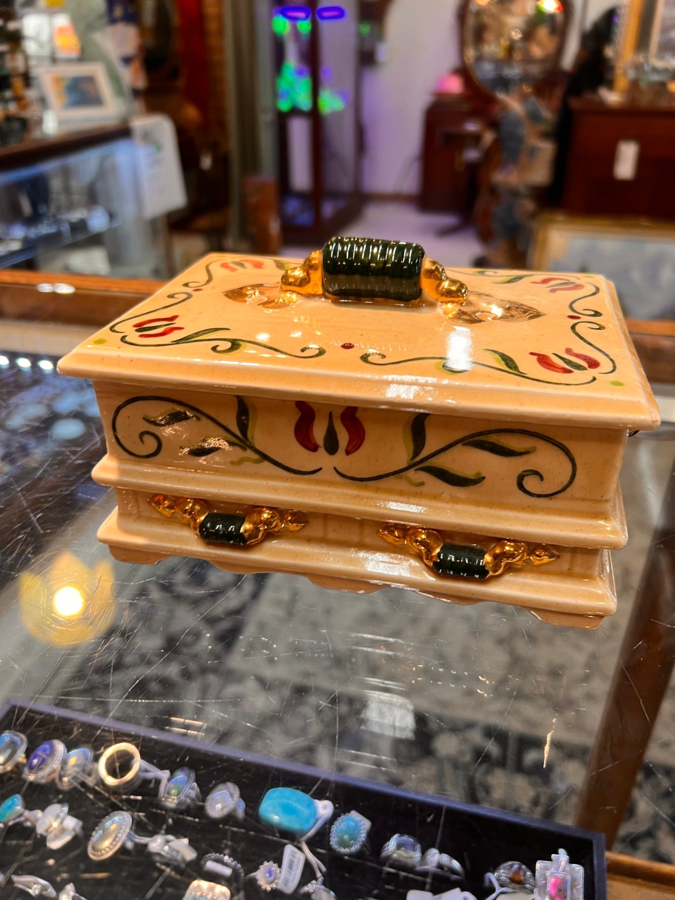 Vintage Metlox California Pottery Lidded Box – Hand-Painted Floral Design with Green Ceramic Handle