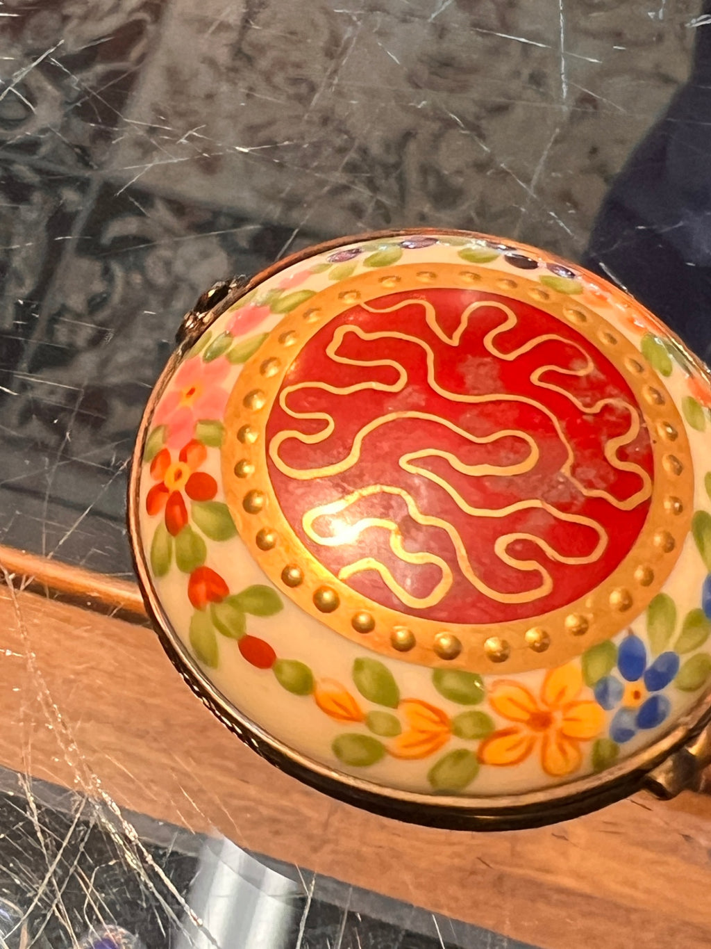 Chamart Exclusif Limoges France Hand-Painted Round Floral Porcelain Box