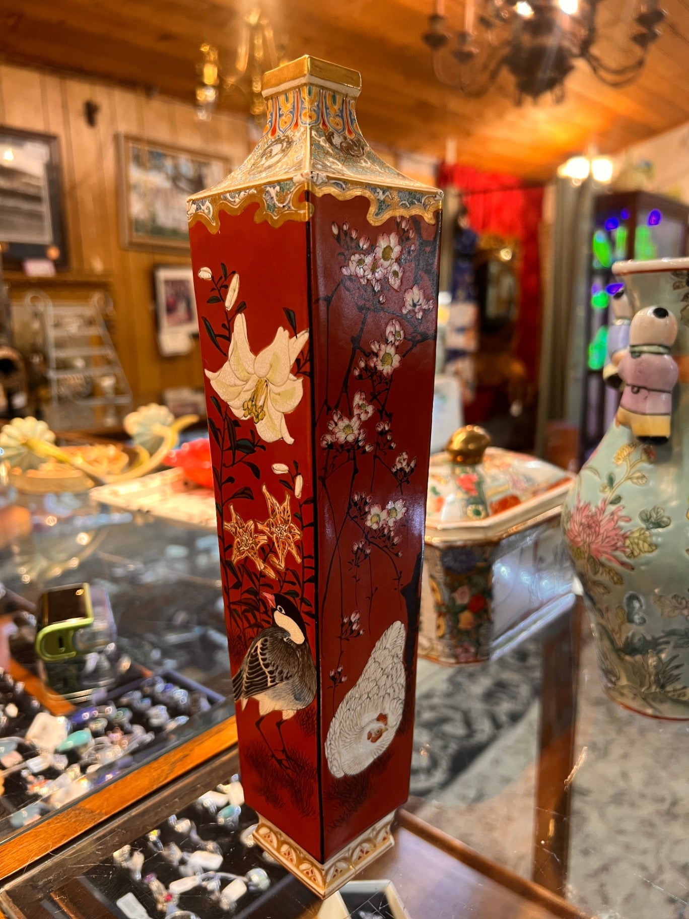 Antique Japanese Kutani Porcelain Hexagonal Vase – Red Crane & Floral Design, Meiji Period Mark