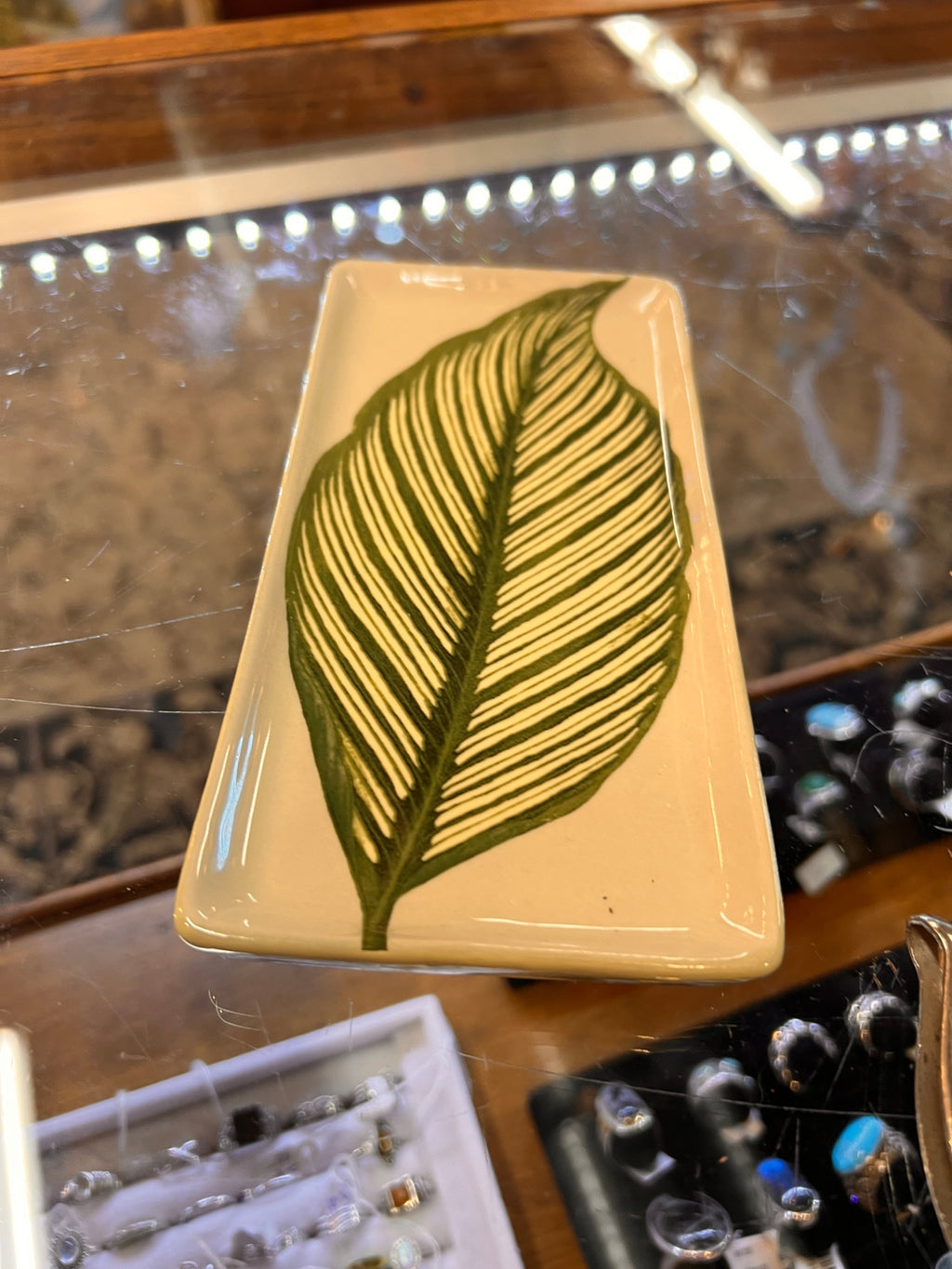 Studio B by Magenta Ceramic Trinket Dish – Green Leaf Design