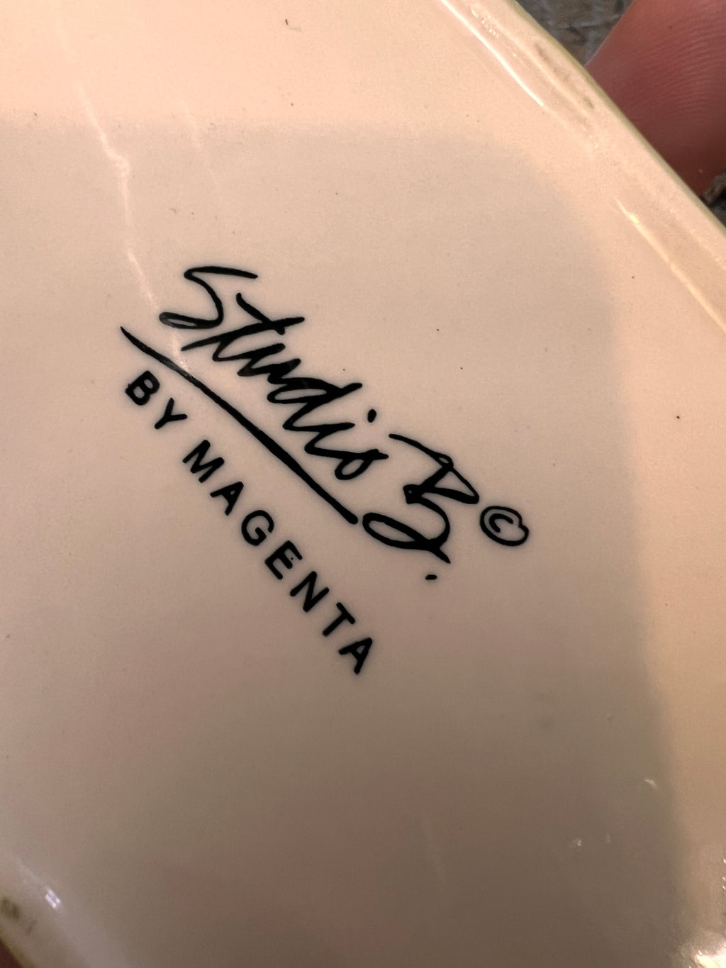 Studio B by Magenta Ceramic Trinket Dish – Green Leaf Design