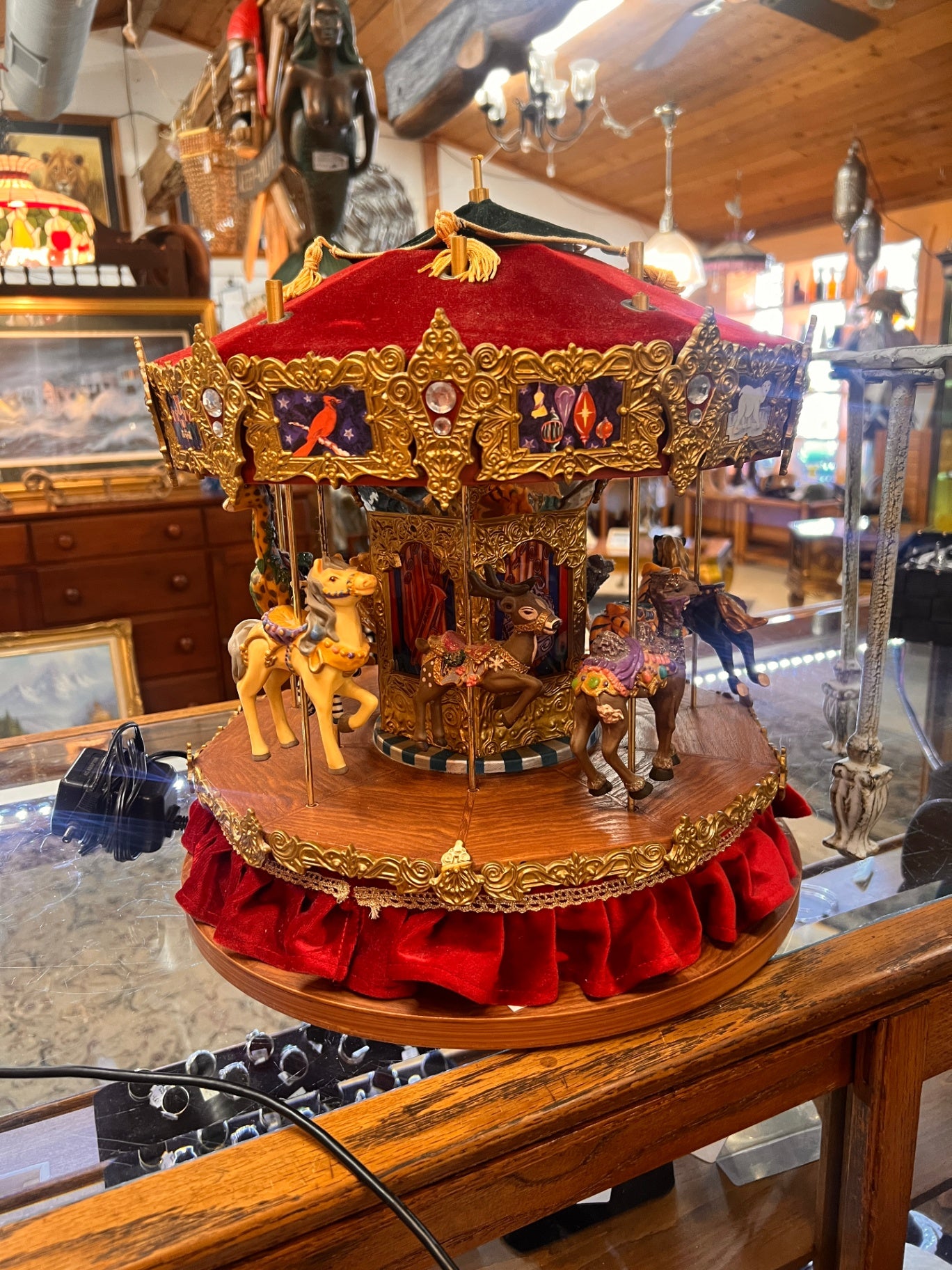 Holiday Creations Christmas Menagerie Carousel Music Box 23501 Red Velvet Vtg