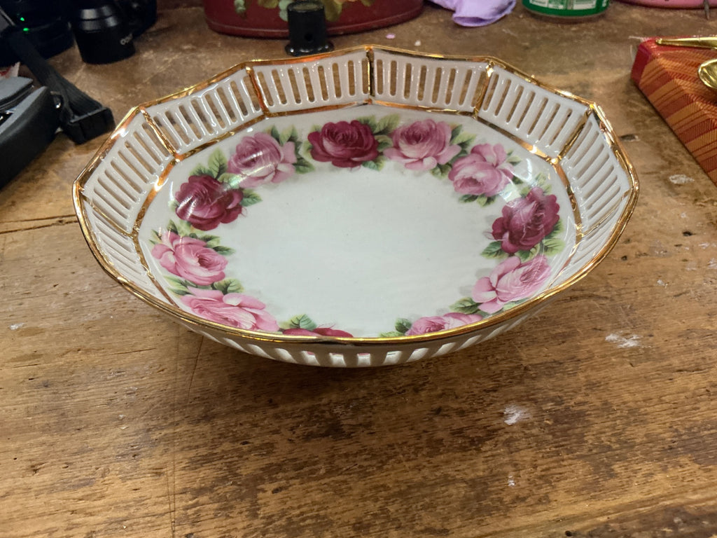 Schumann Arzberg “Melrose” Reticulated Porcelain Bowl, Germany c.1950s