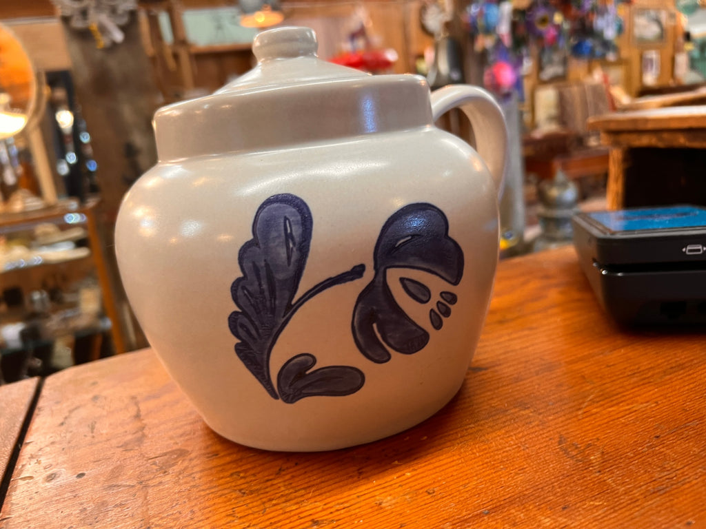 Yorktowne Sugar Jar with Lid