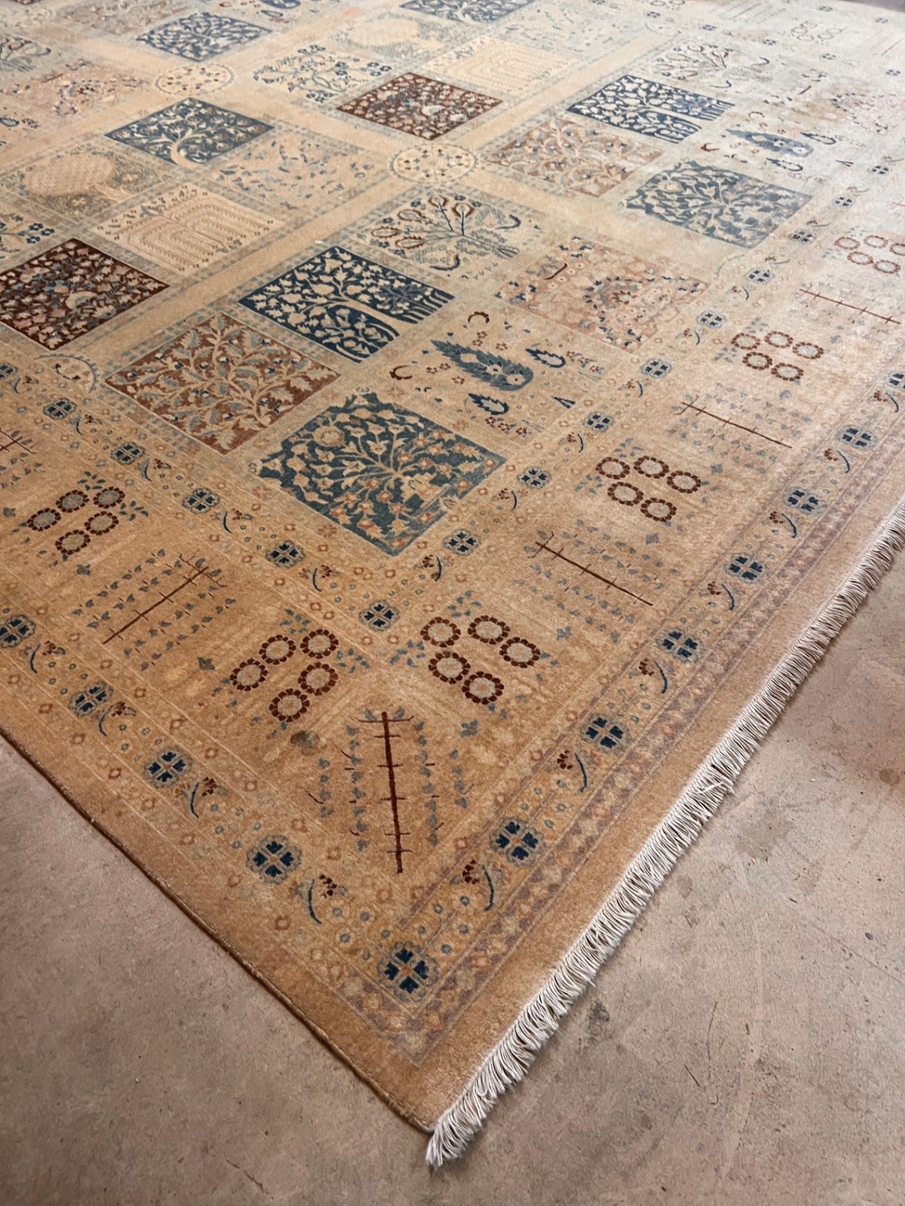 Hand-Knotted Persian-Style Garden Panel Wool Rug – 10' × 1