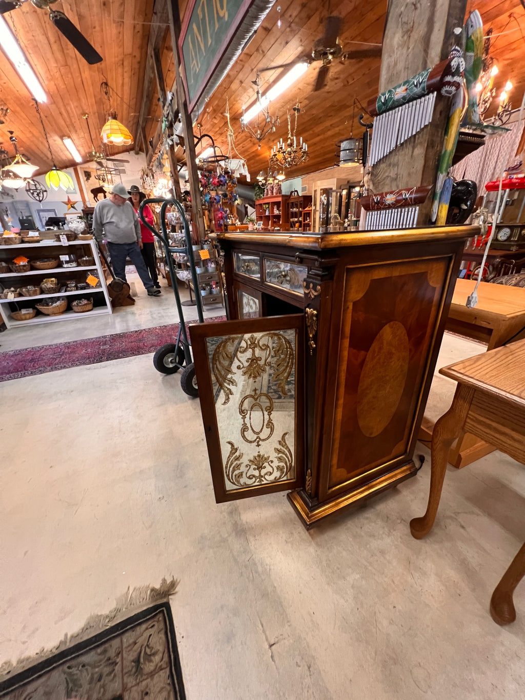 Monarch for Century Furniture “Mirrored Two-Door Vit­reous Cabinet” — Mahogany & Gilt Accent, ca. 1980s–90s