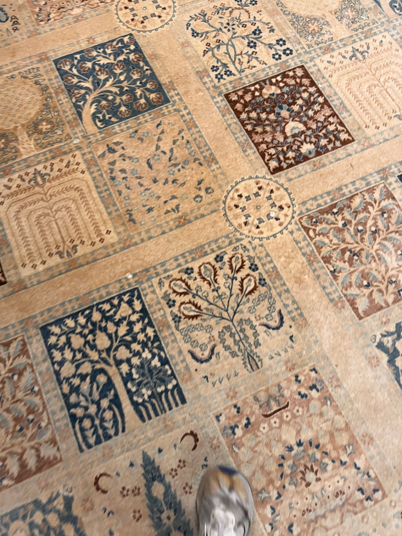 Hand-Knotted Persian-Style Garden Panel Wool Rug – 10' × 1