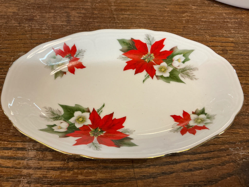Bareuther Waldsassen Bavaria Christmas Poinsettia Oval Serving Dish – Pattern 144