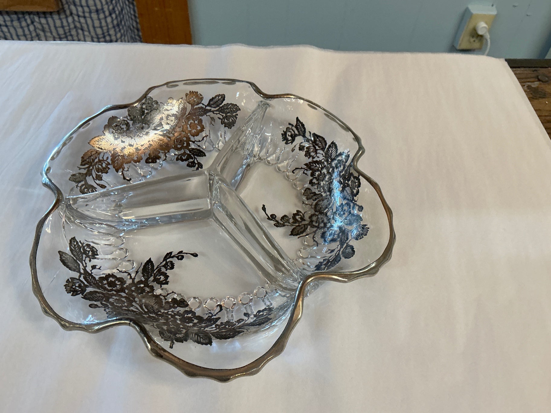 Vintage Silver-Overlay 3-Section Relish / Serving Dish – Floral Bouquet Pattern, c.1940s–1950s